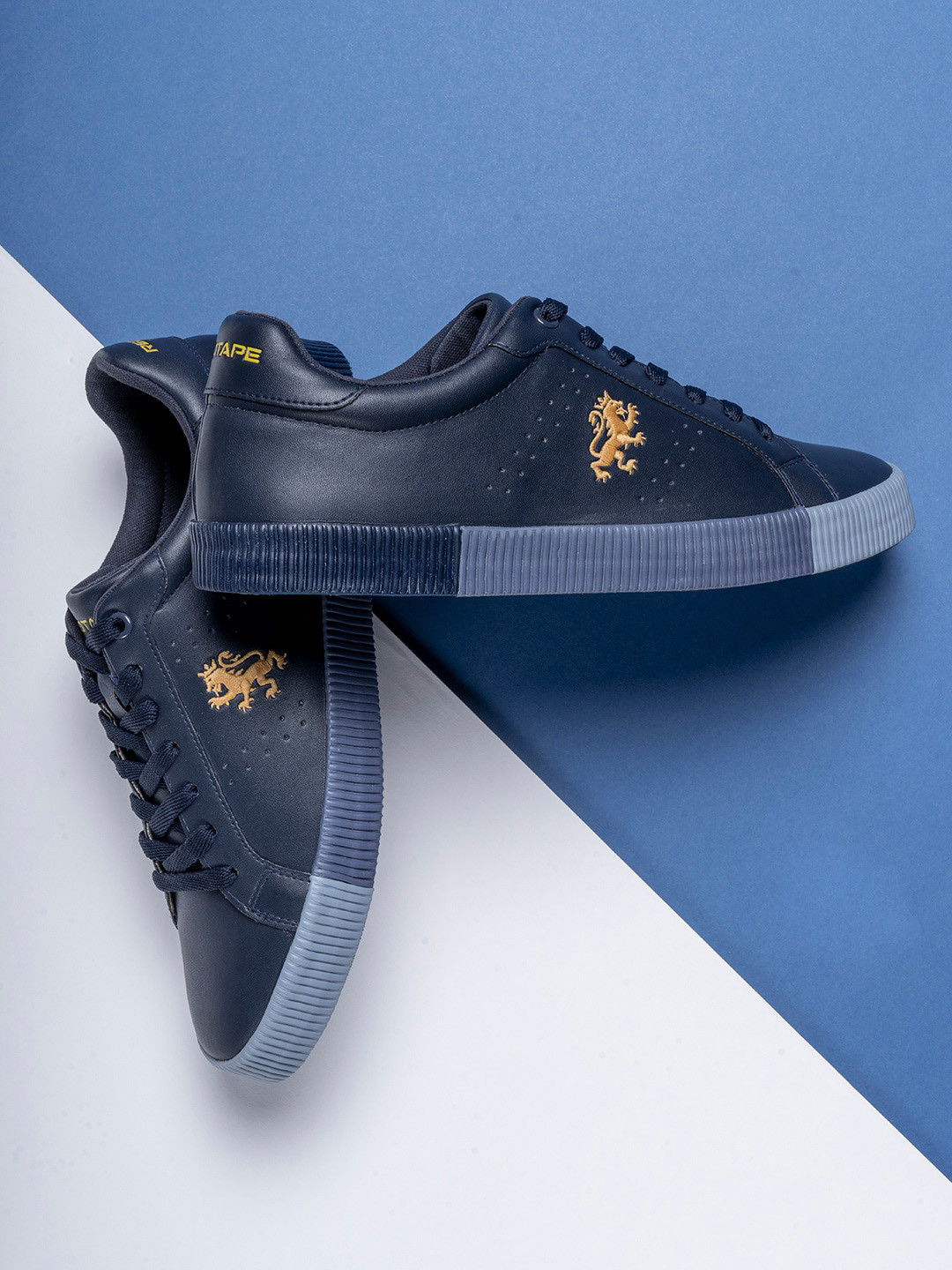

Red Tape Men Lace-Up Sneakers, Navy blue