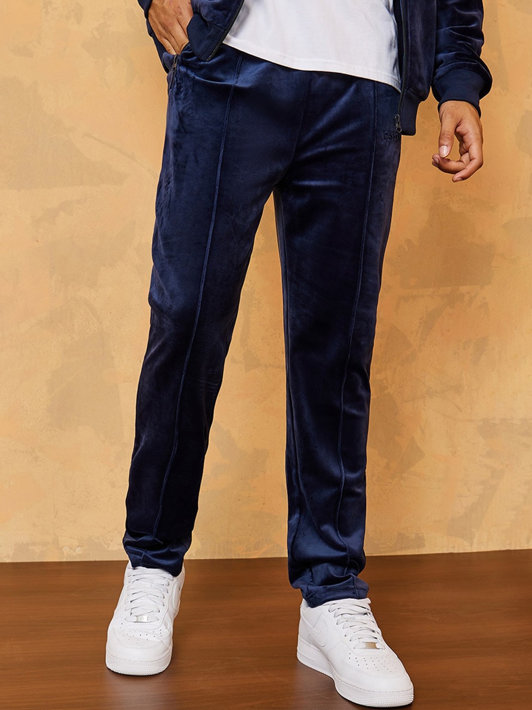 

Styli Pintuck Embroidered Regular Velour Jogger, Navy blue