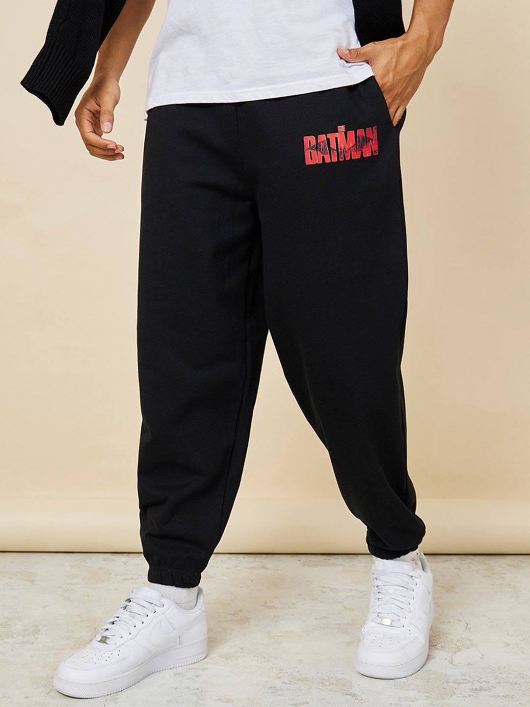 

Styli Men Batman Character Print Oversized Jogger, Black