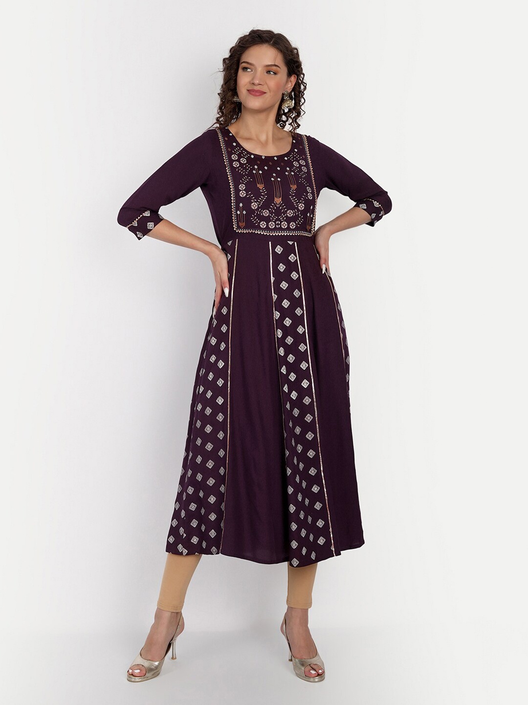 

Happy Design Women Maroon Ethnic Motifs Printed Kurta