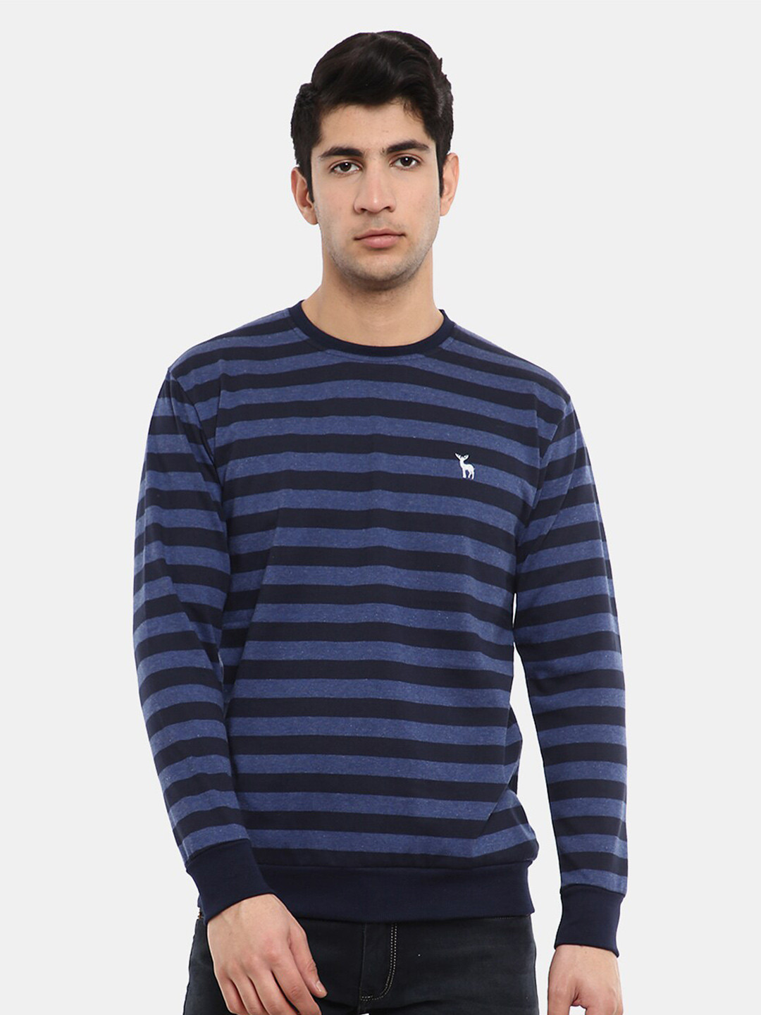 

V-Mart Men Blue Striped Cotton Sweatshirt