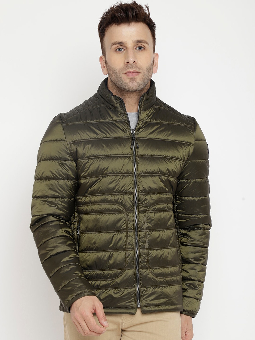 

LURE URBAN Men Olive Green Camouflage Reversible Quilted Jacket