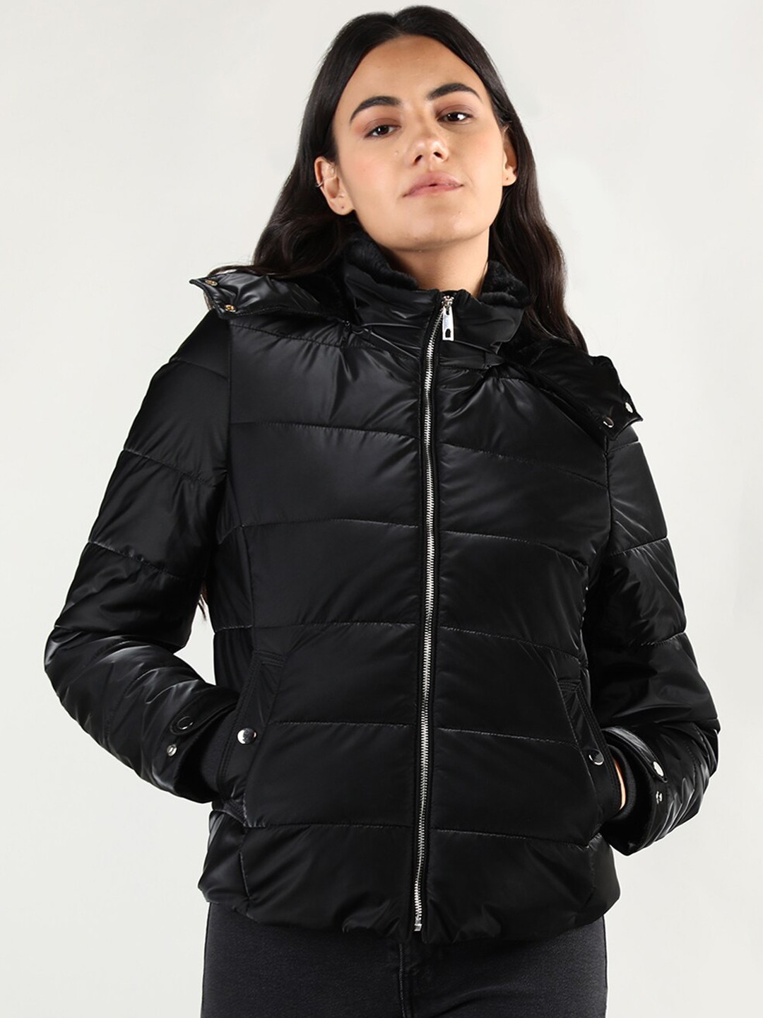 

LURE URBAN Women Black Solid Padded Jacket