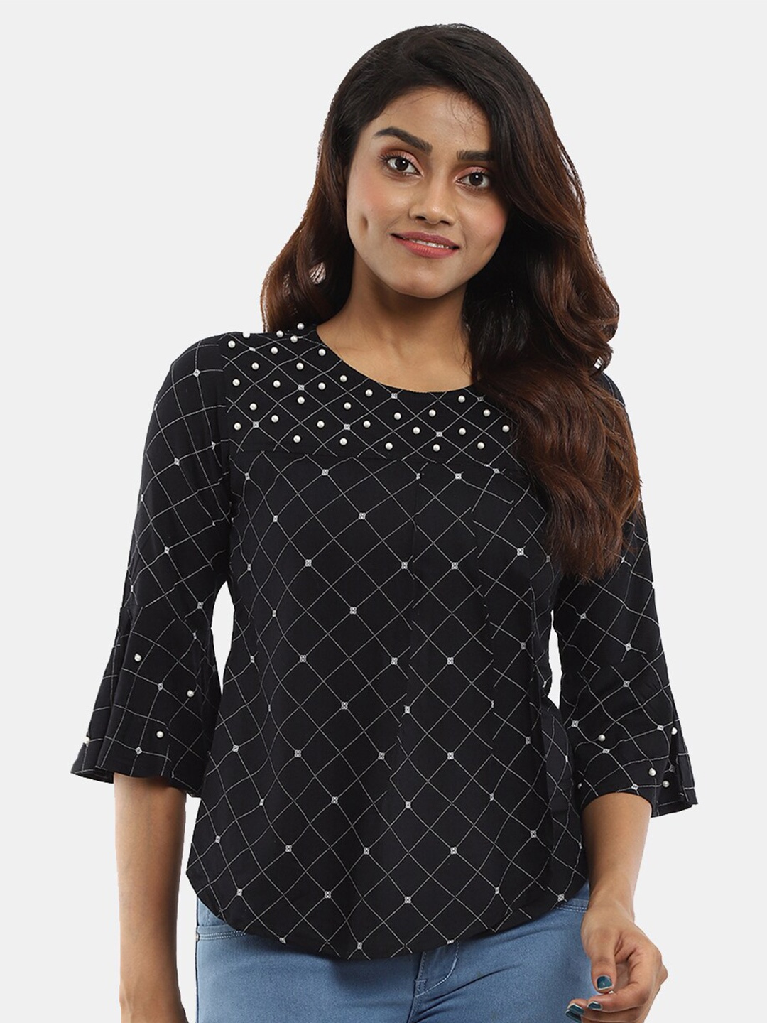 

V-Mart Black Geometric Print Chiffon Top