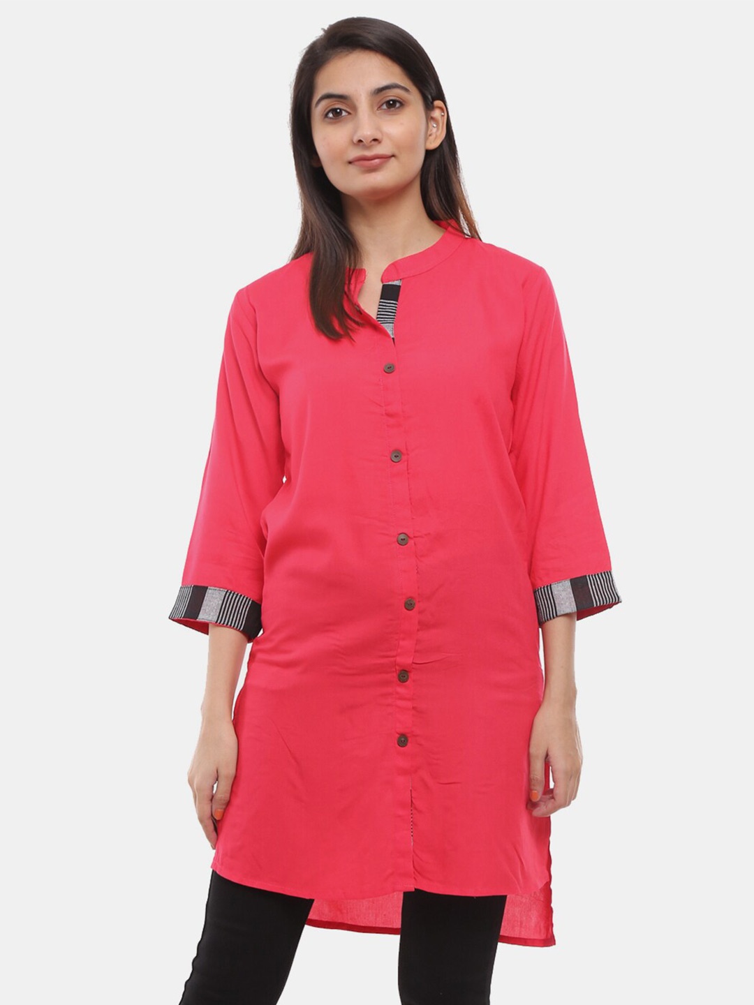 

V-Mart Pink Mandarin Collar Chiffon Longline Top