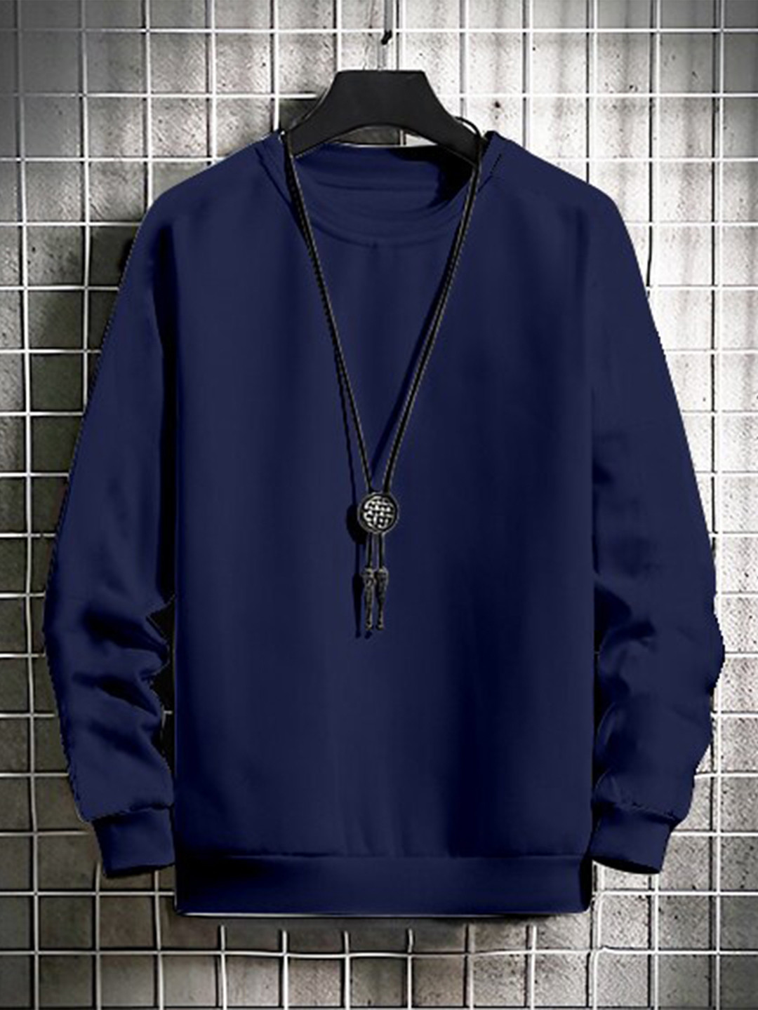 

GESPO Men Navy Blue Fleece Sweatshirt