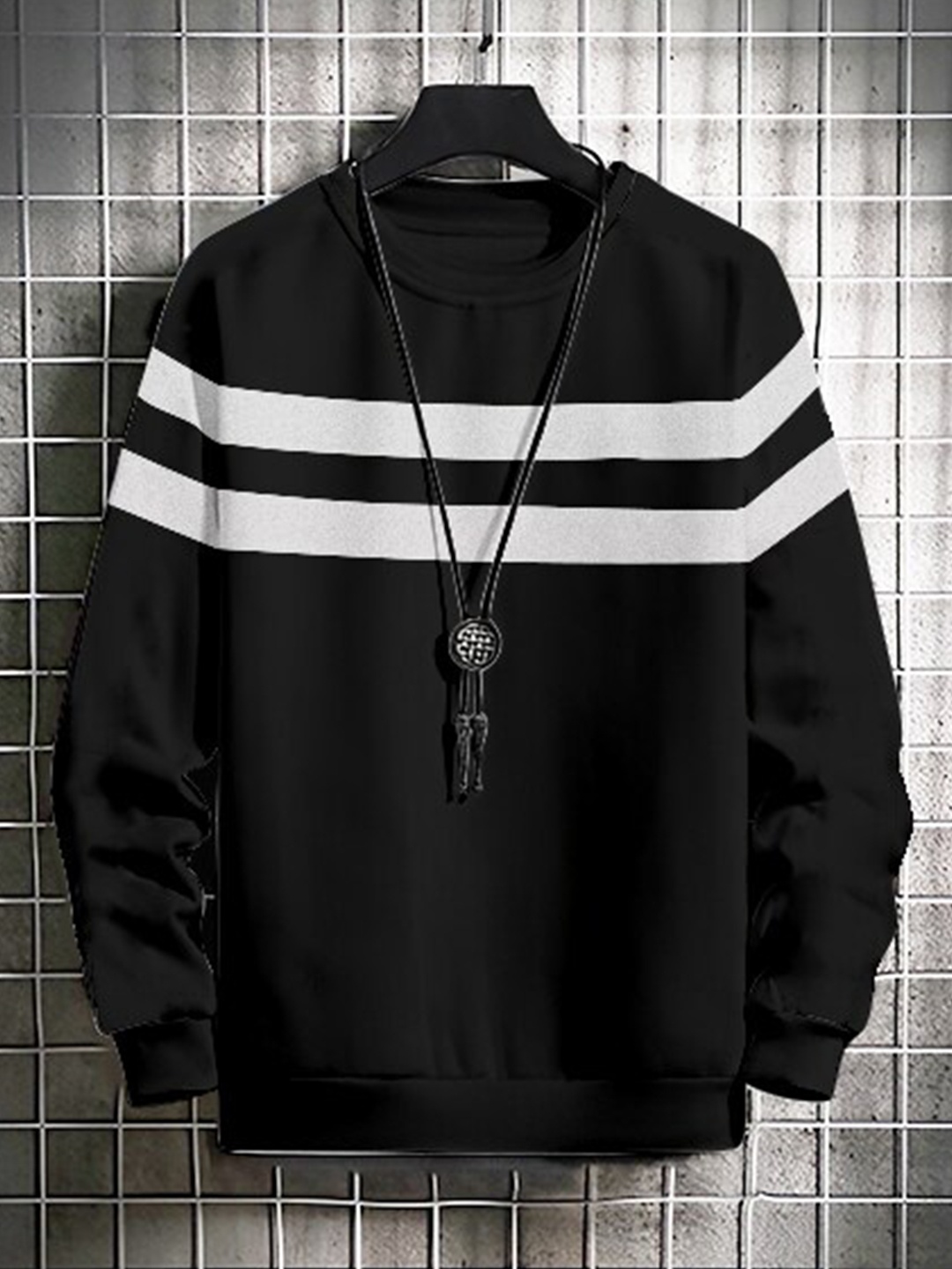 

GESPO Men Black Fleece Striped Sweatshirt