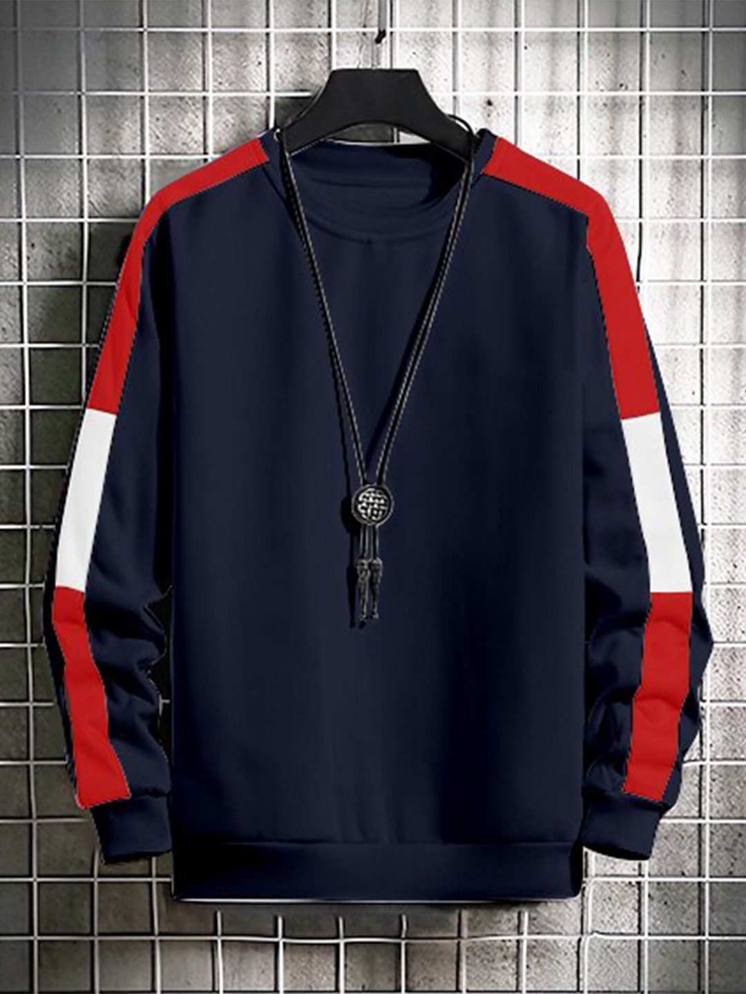 

AUSK Men Blue Sweatshirt