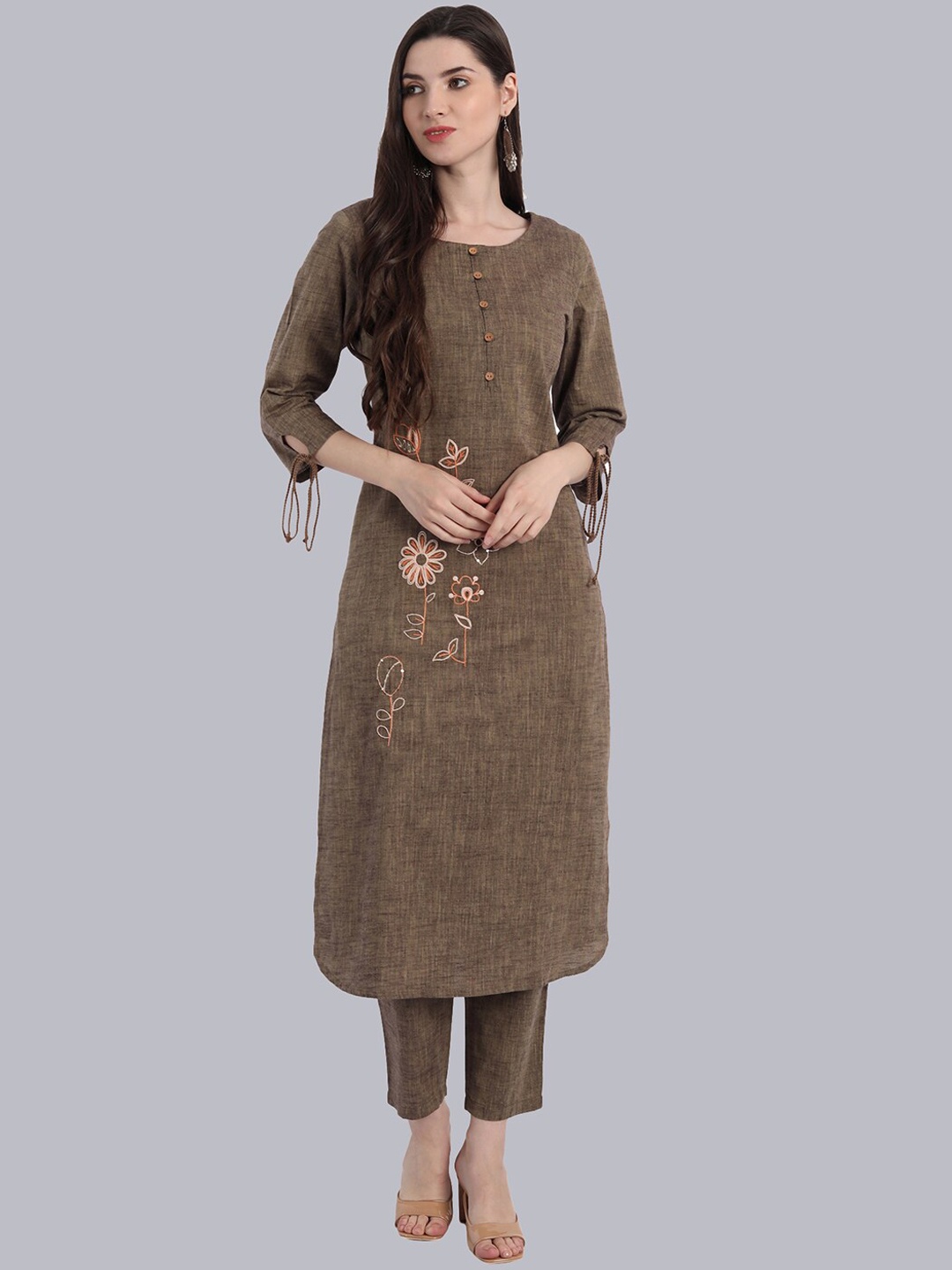 

NH KAPDEWALA Embroidered Thread Work Pure Cotton Kurta with Trousers, Brown