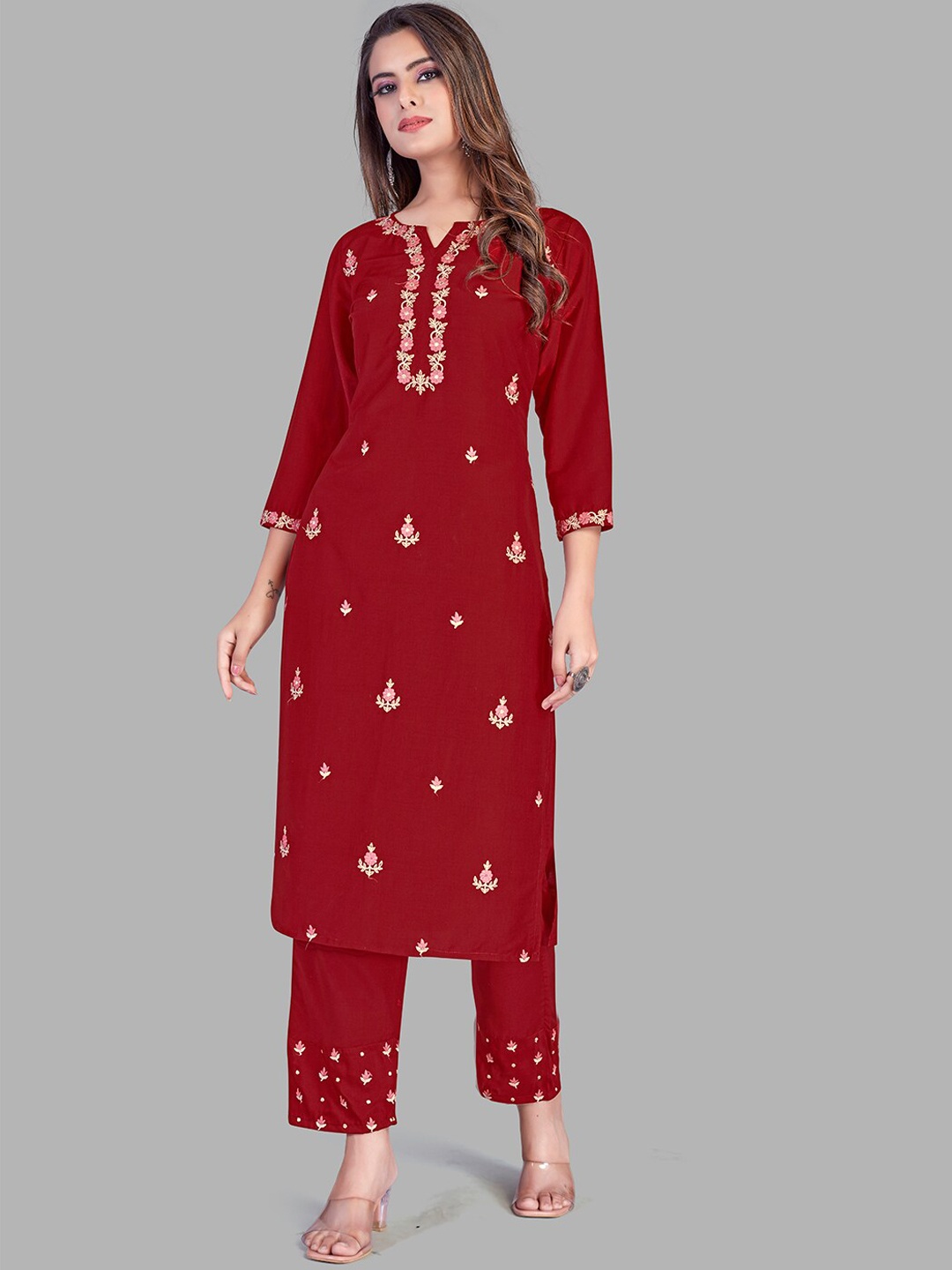 

NH KAPDEWALA Woman Floral Embroidered Pure Cotton Kurta with Pyjamas & Dupatta, Maroon