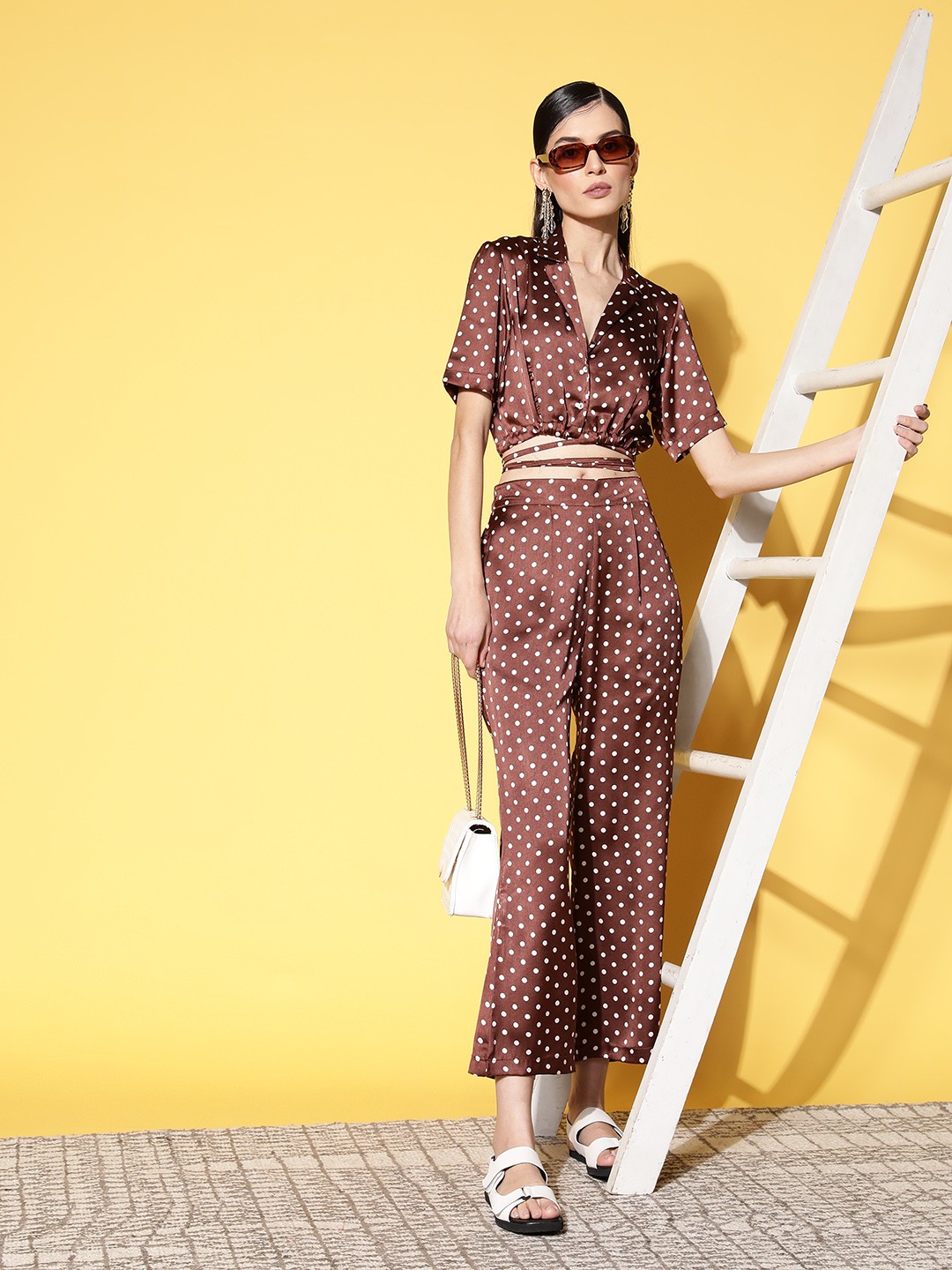

ANVI Be Yourself Women Brown & White Printed Top with Trousers