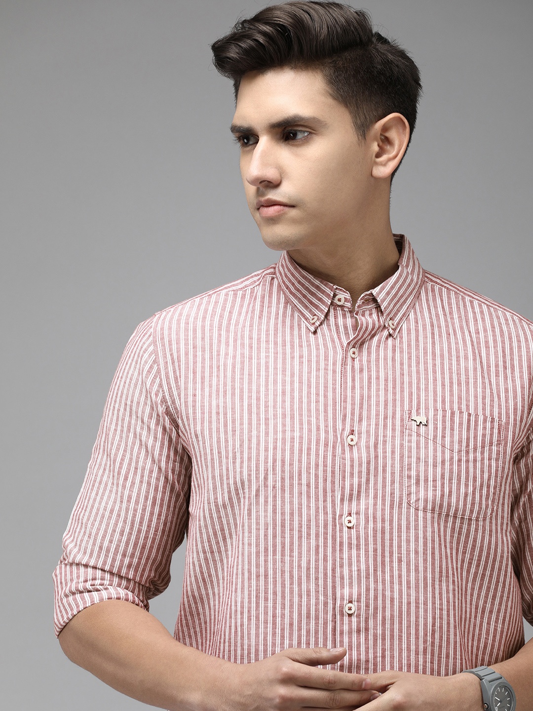 

THE BEAR HOUSE Men Button-Down Collar Slim Fit Striped Casual Shirt, Brown