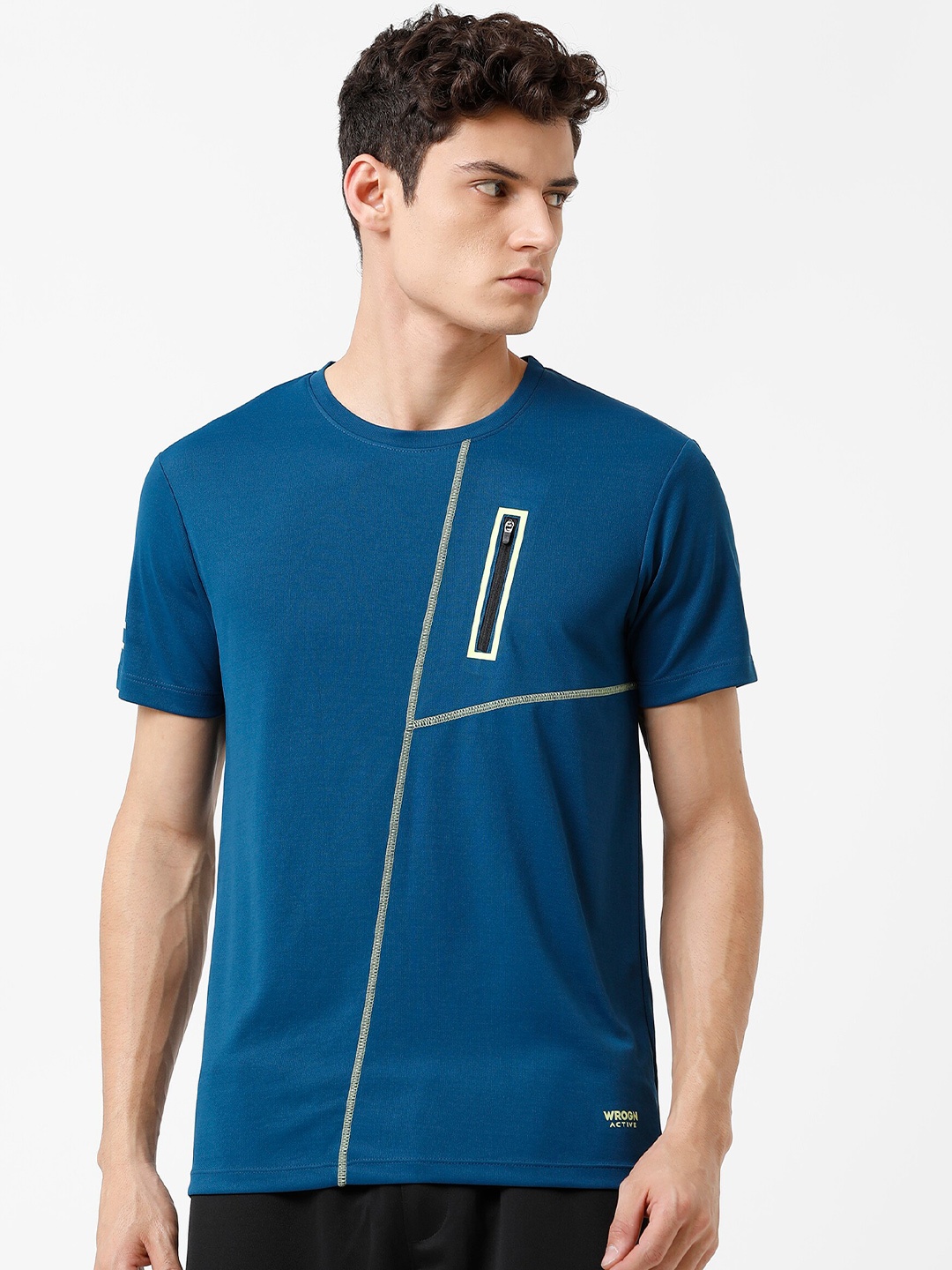 

WROGN Men Blue Solid Slim Fit T-shirt