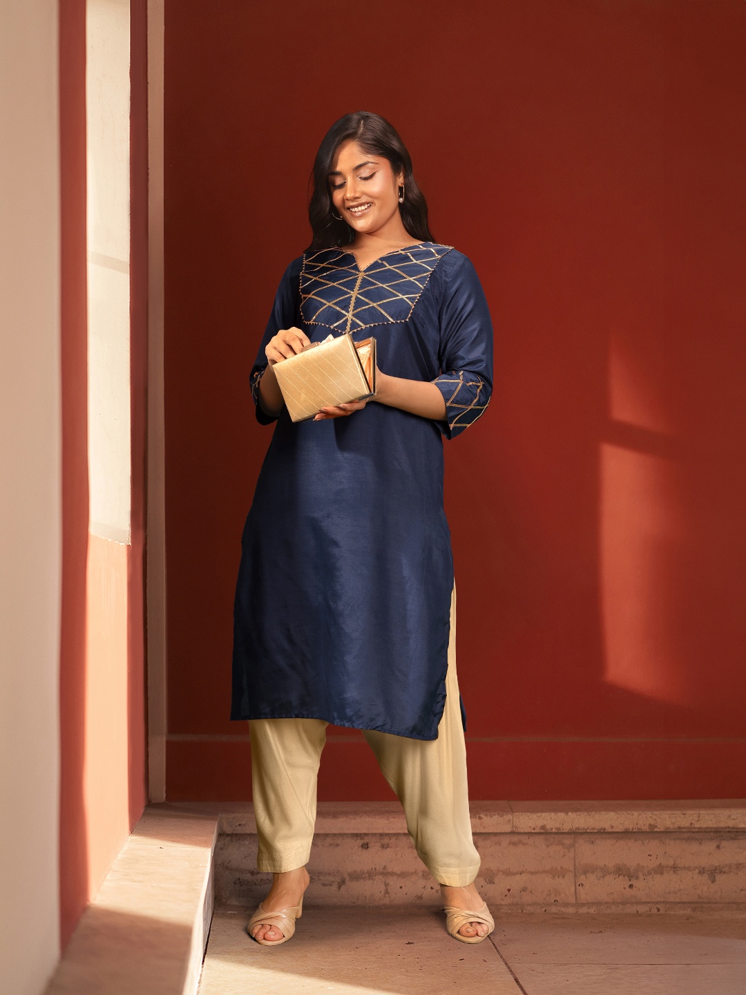 

Sztori Women Plus Size Gotta Patti Embellished Kurta, Navy blue