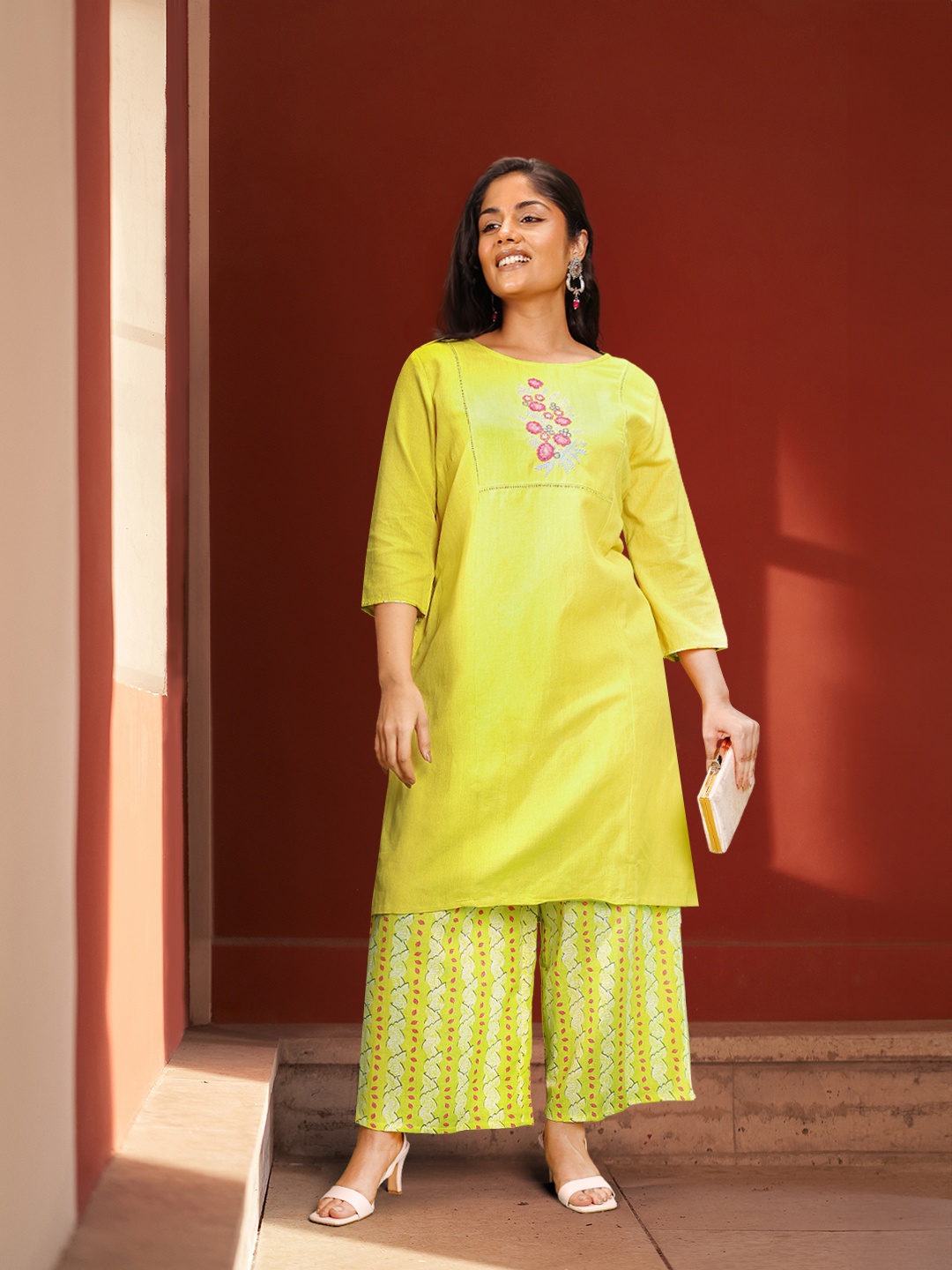 

Sztori Plus Size Floral Embroidered Cotton Kurta with Printed Palazzos, Lime green