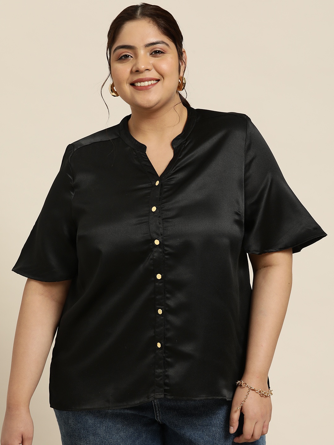 

Sztori Plus Size Flared Sleeves Satin Finish Shirt, Black