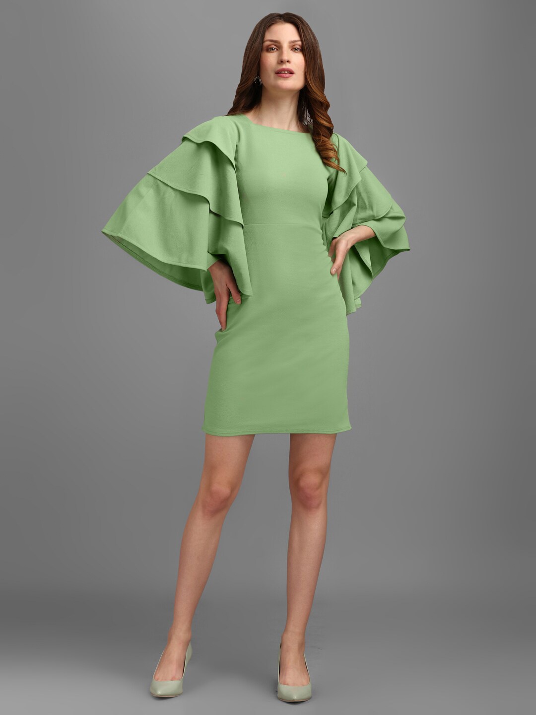 

PURVAJA Green Layered Detailed Flared Sleeves Sheath Dress