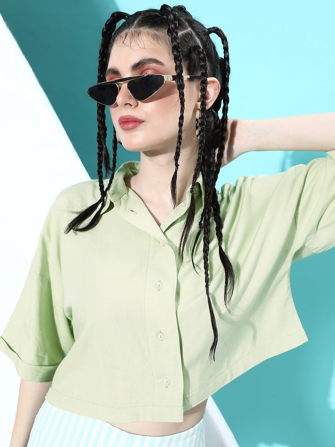 

The Roadster Life Co. Fresh Green Solid Back To Work Boxy Crop Casual Shirt
