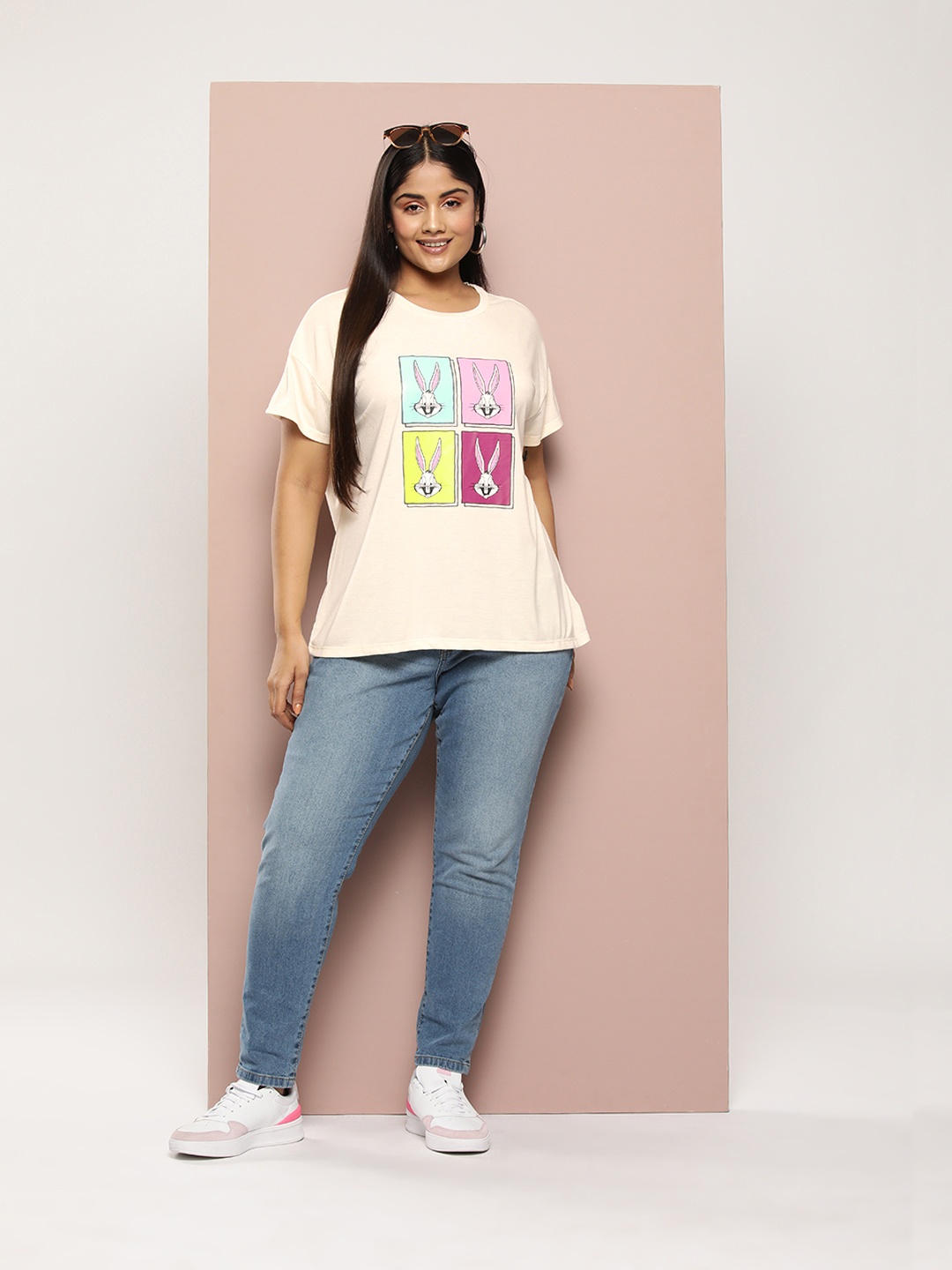 

Sztori Plus Size Printed Drop-Shoulder Sleeves T-shirt, Cream