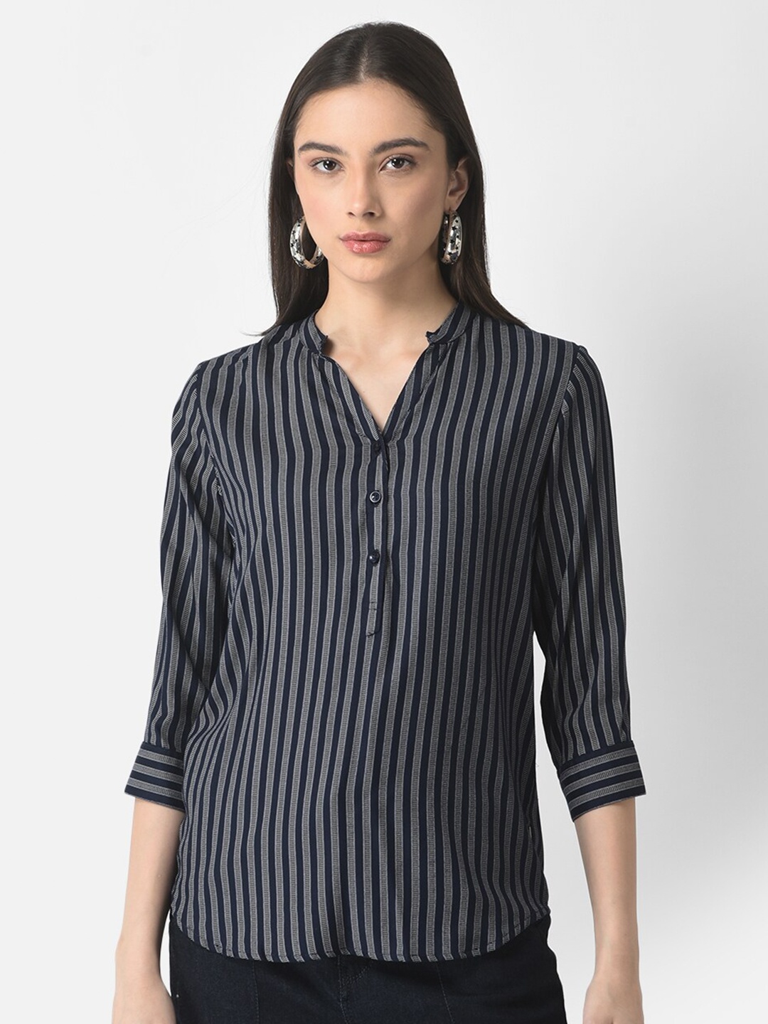 

Crimsoune Club Grey Striped Mandarin Collar Shirt Style Top