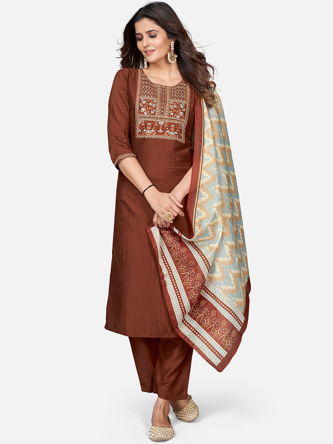 

Vbuyz Women Ethnic Embroidered Thread Work Kurta with Trousers & Dupatta, Brown