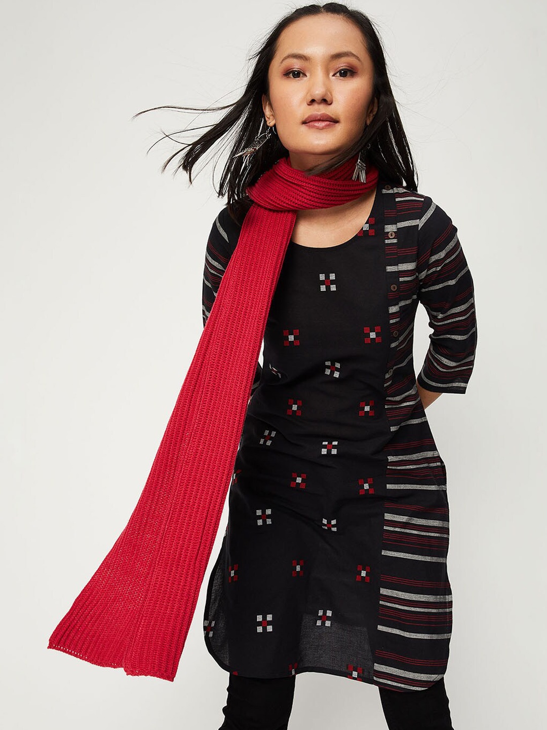 

max Women Geometric Printed Acrylic Kurta, Black