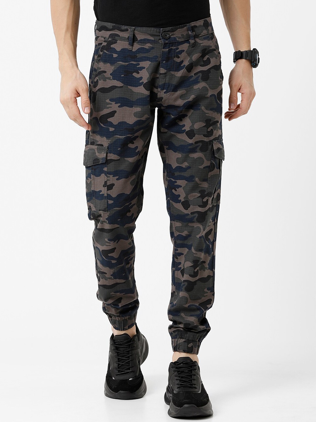 

WROGN Men Charcoal Camouflage Printed Joggers