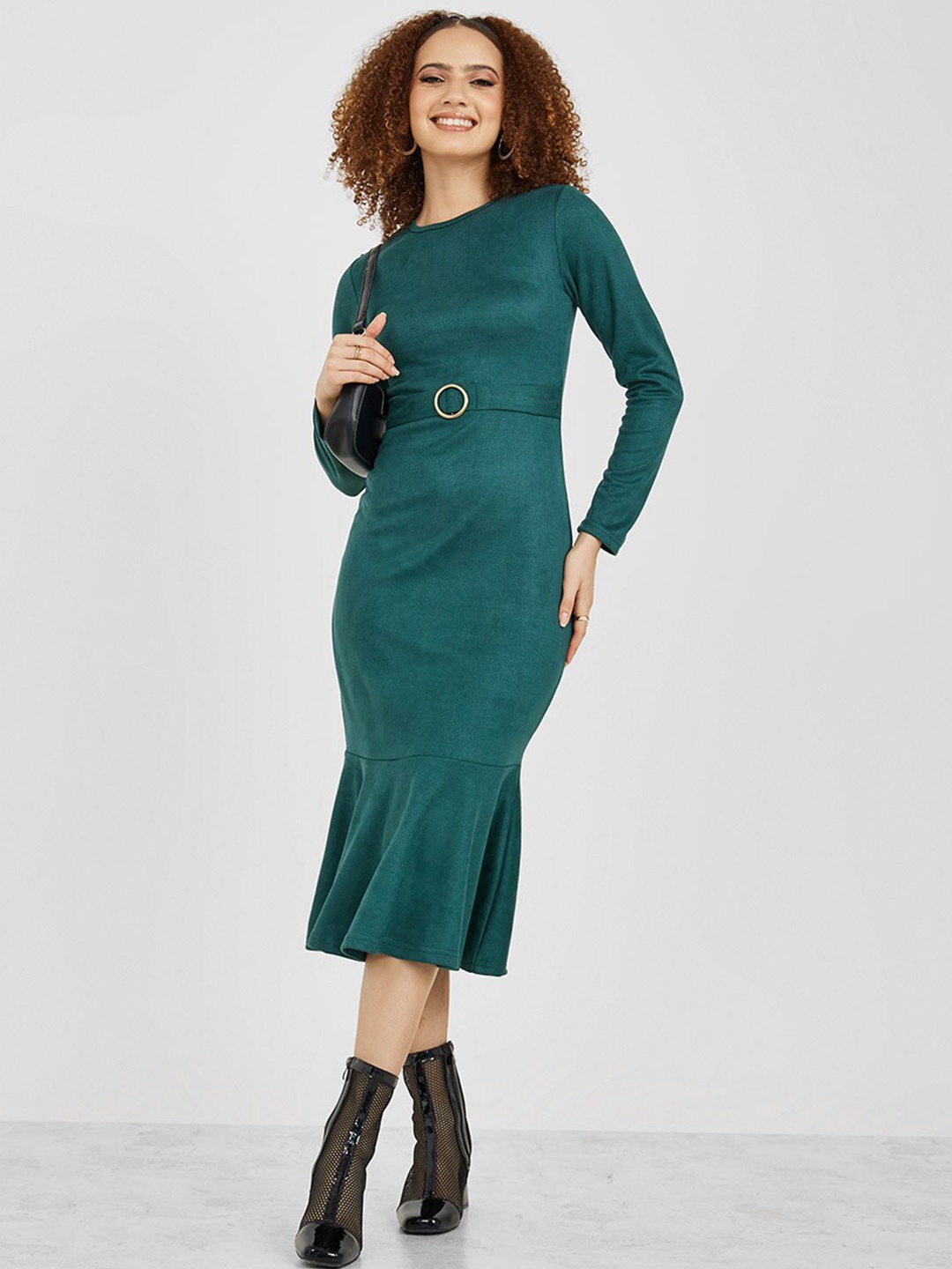 

Styli Green Belted Flounce Sheath Midi Dress