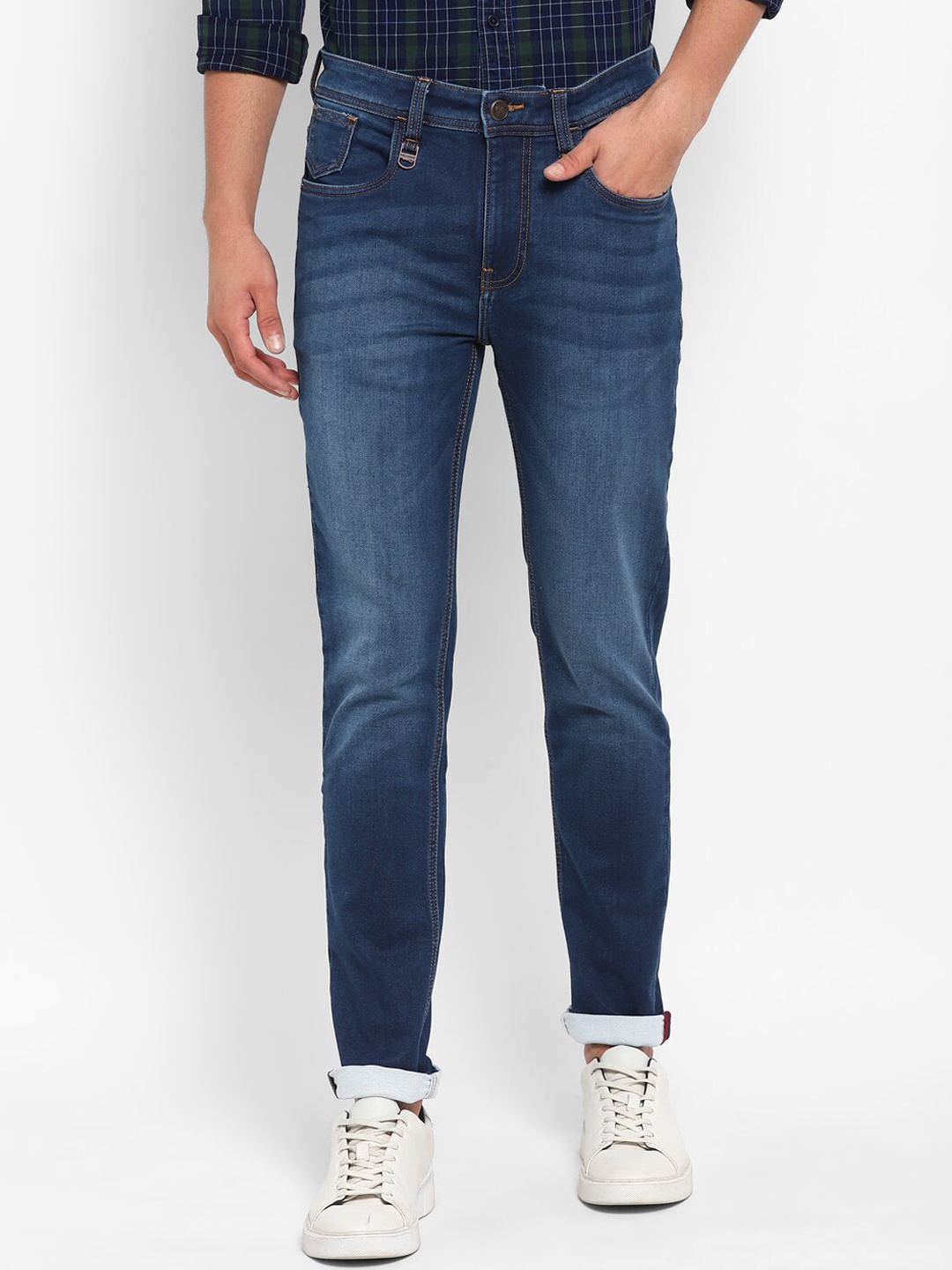 

Red Chief Men Blue Slim Fit Heavy Fade Jeans