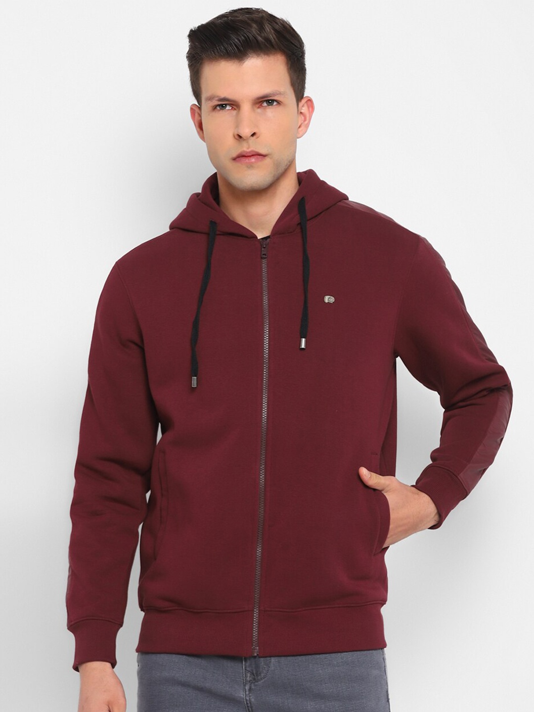 

Red Chief Men Maroon Hooded Cotton Sweatshirt