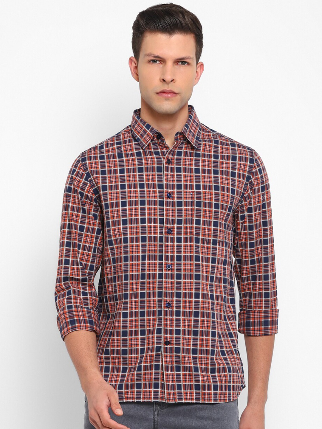 

Red Chief Men Maroon & Navy Blue Slim Fit Checked Cotton Casual Shirt