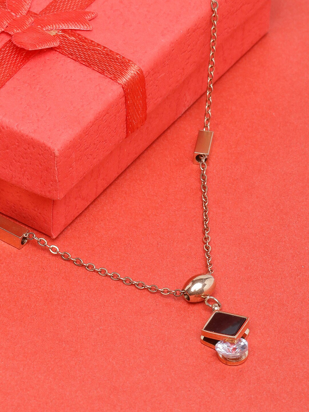 

DIVA WALK Gold-Toned & White Brass Gold-Plated Handcrafted Necklace