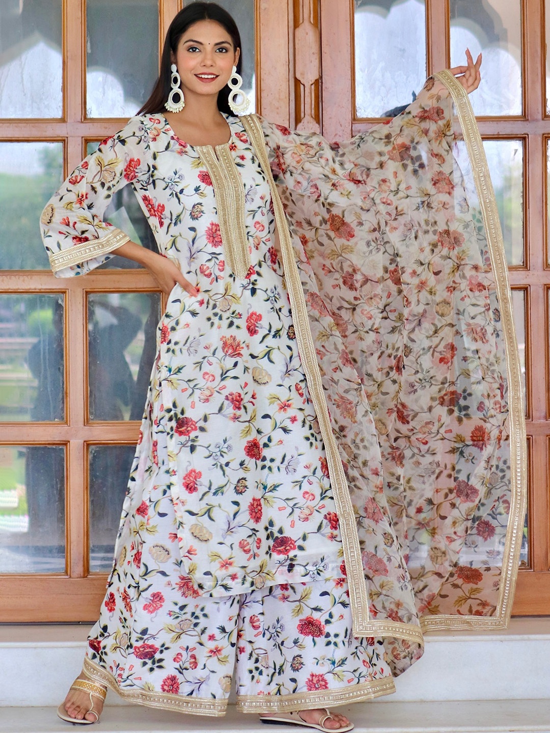

OneWe Women Floral Printed Sequinned Chanderi Cotton Kurta with Palazzos & Dupatta, White