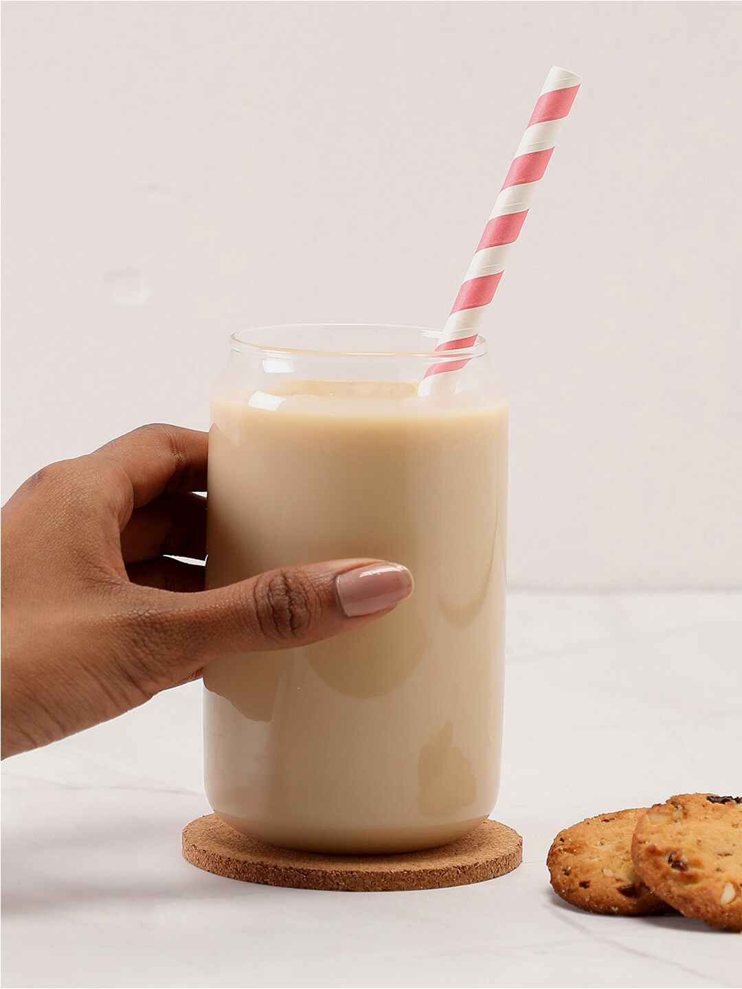 

Bonhomie Transparent Glass Glossy Tumbler Mug 850 ml