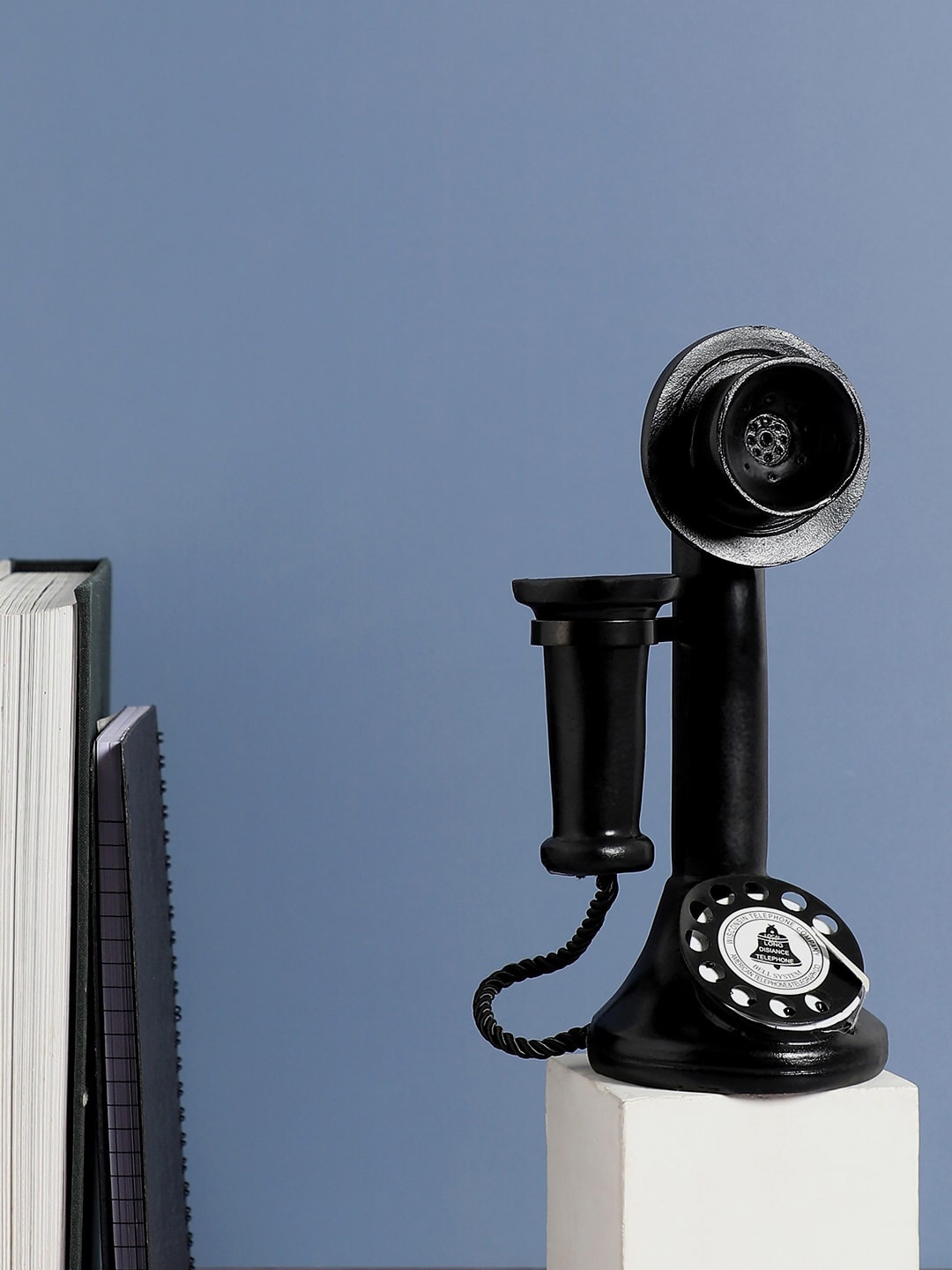 

Bonhomie Black Vintage Telephone Ceramic Sculpture