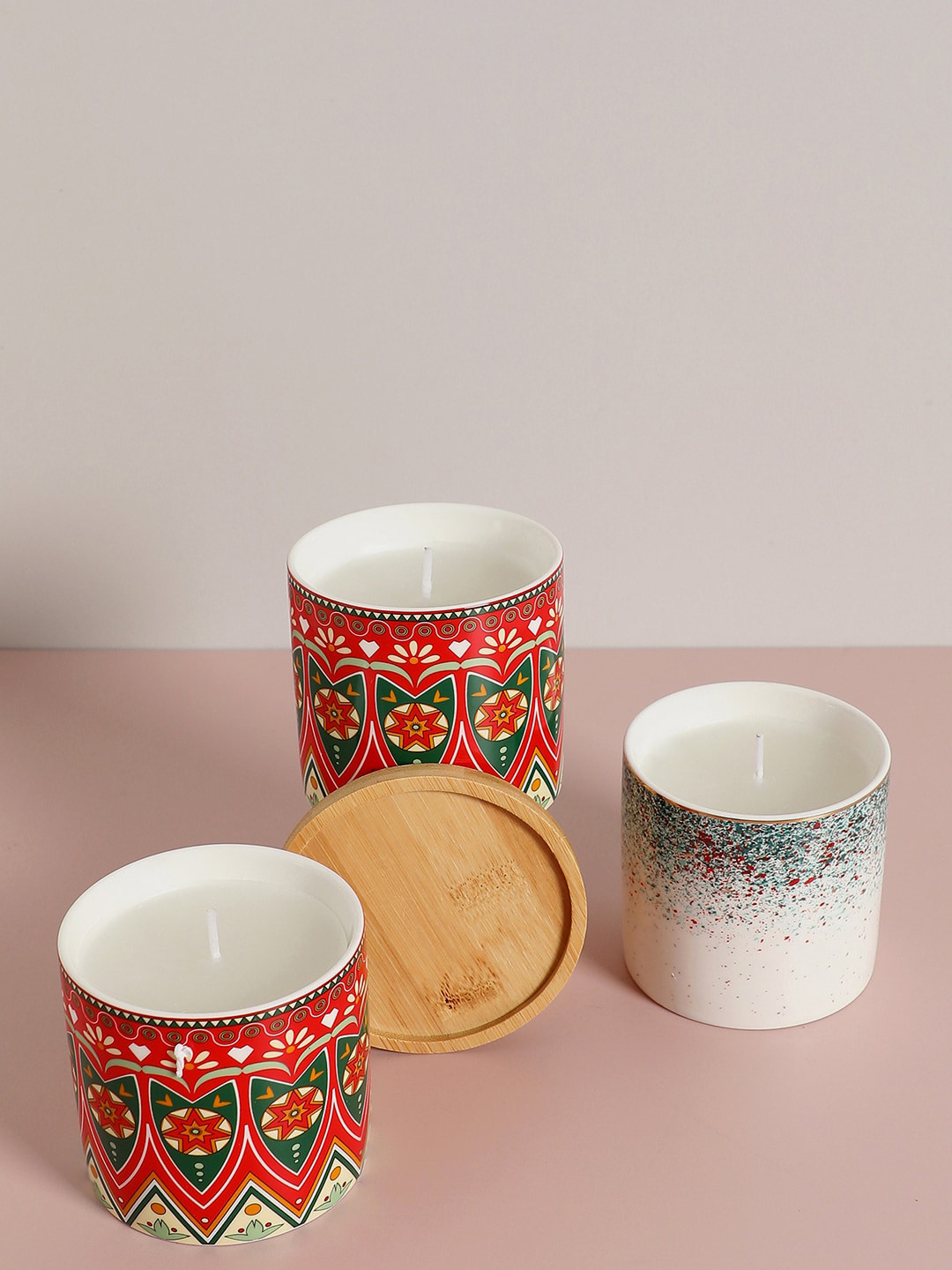 

Bonhomie Set Of 3 Abstract Printed Scented Candle In Ceramic Jar, White