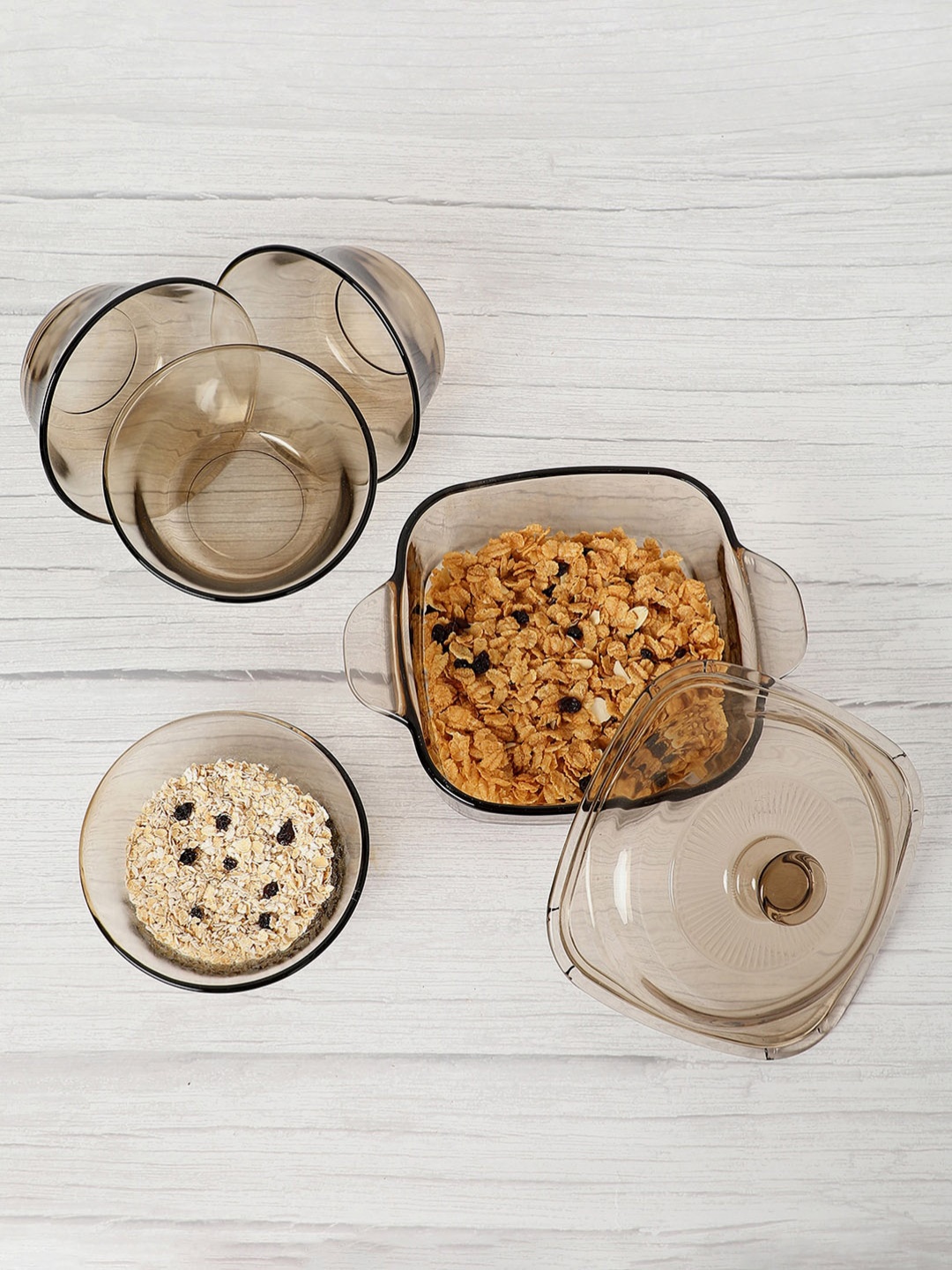 

Bonhomie Set of 5 Black Microwave Glass Serving Bowls With Lid