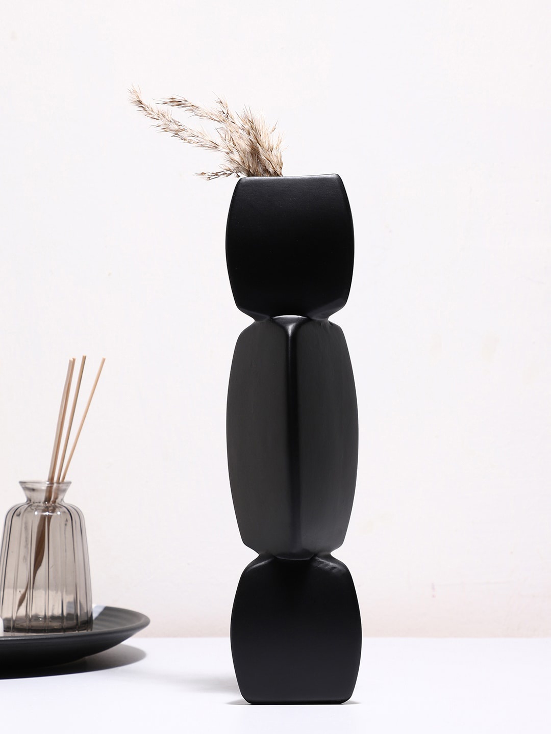 Bonhomie Black Abstract Shaped Minimalistic Ceramic Vase