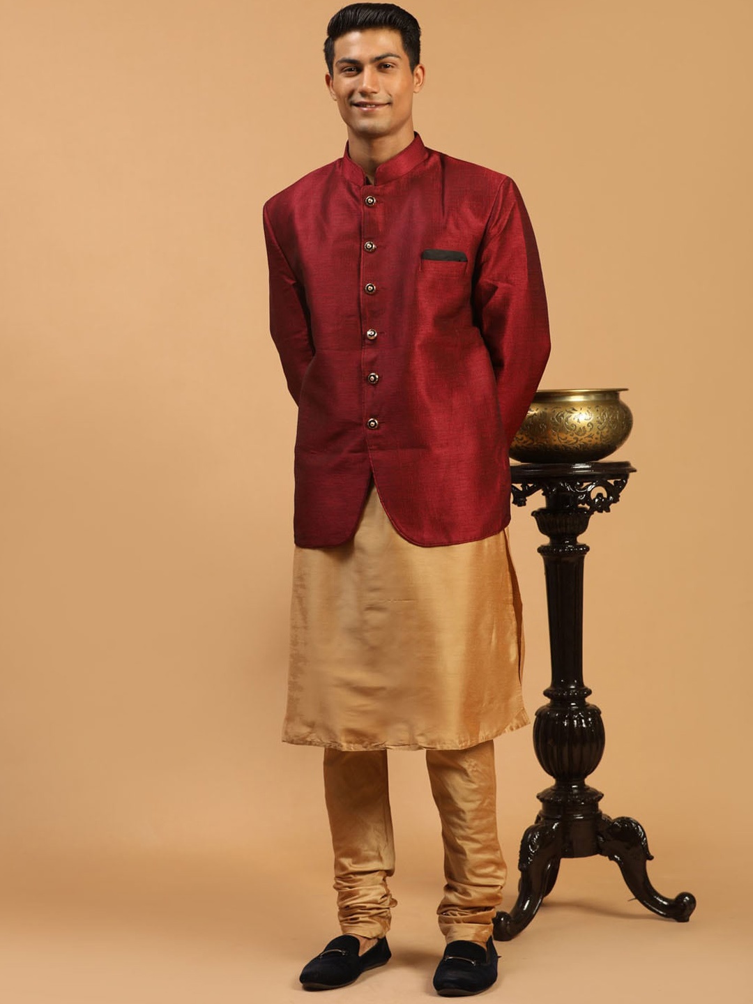 

VASTRAMAY Men Regular Straight Kurta with Churidar & Jacket, Rose gold