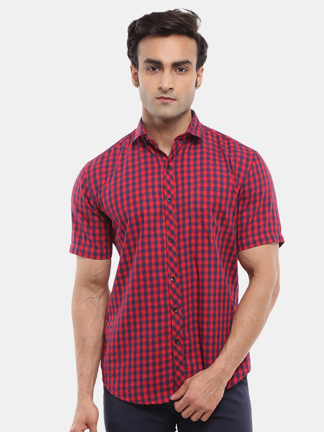 

V-Mart Men Red Cotton Classic Slim Fit Checked Casual Shirt