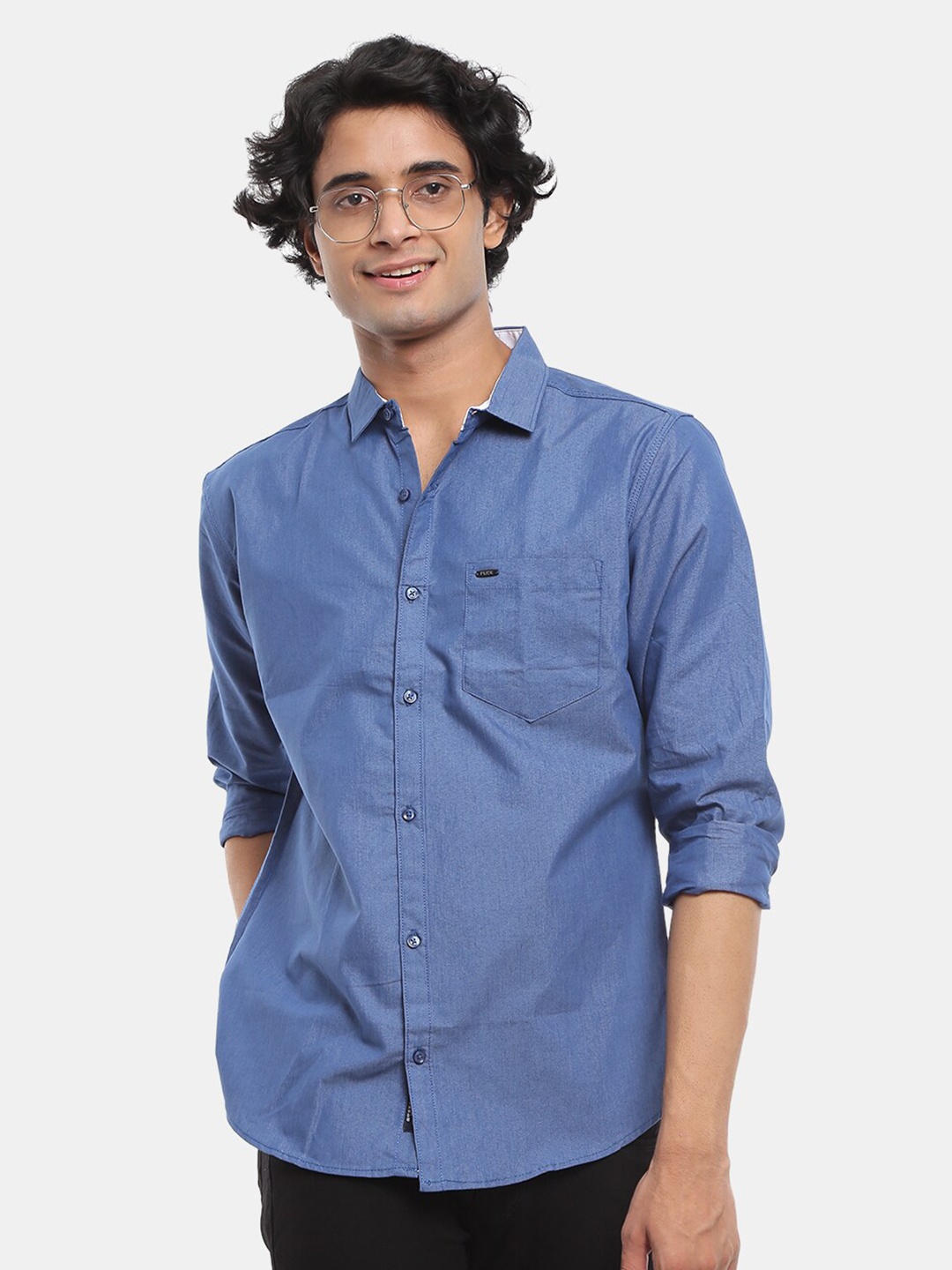 

V-Mart Men Blue Cotton Solid Classic Casual Shirt