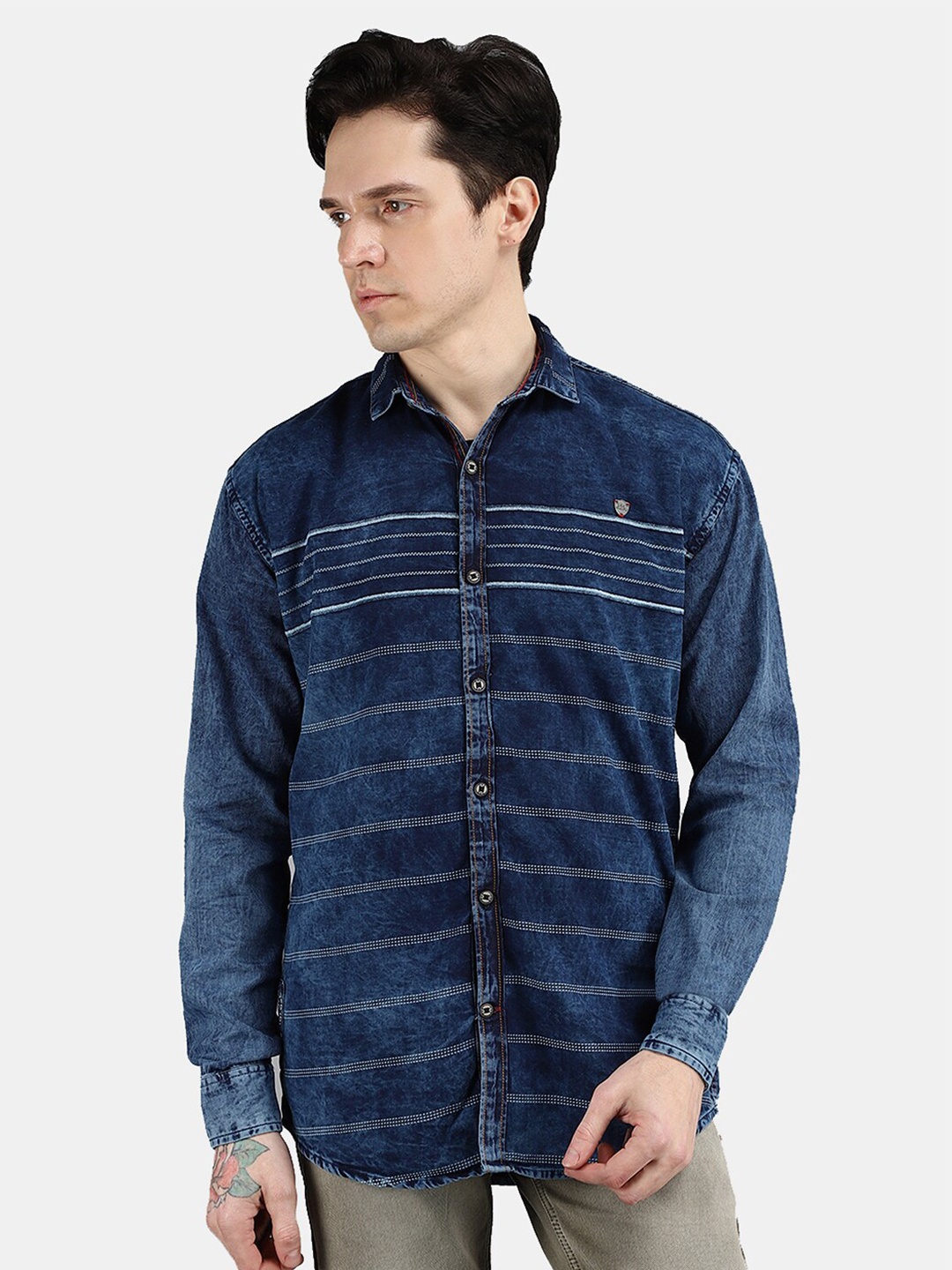 

V-Mart Men Blue Cotton Classic Slim Fit Horizontal Stripes Striped Casual Shirt