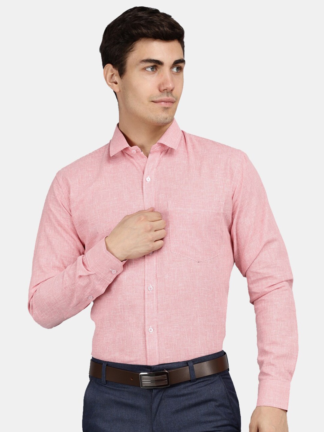 

V-Mart Men Red Classic Cotton Formal Shirt