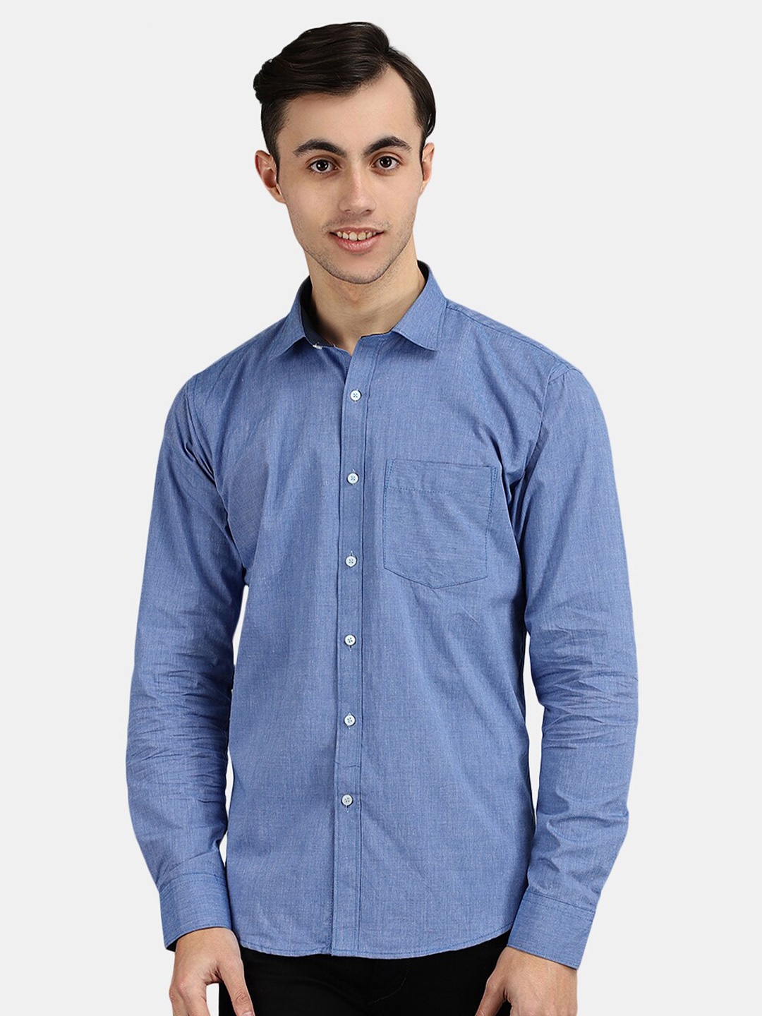 

V-Mart Men Blue Classic Cotton Casual Shirt