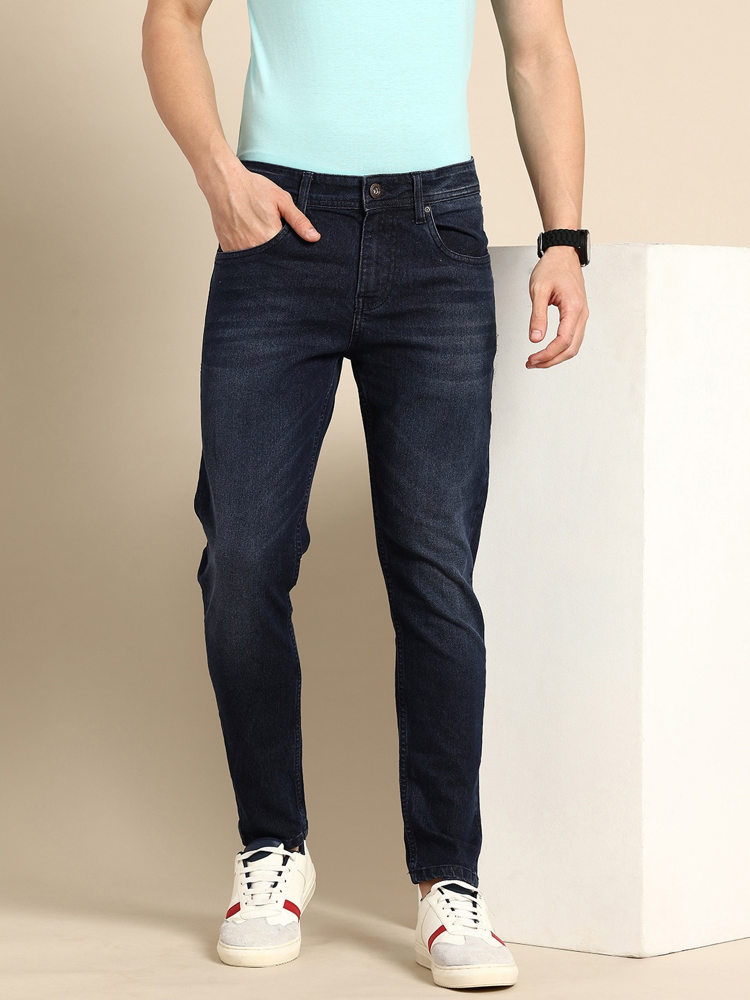 

Being Human Men Cropped Fit Light Fade Stretchable Jeans, Blue