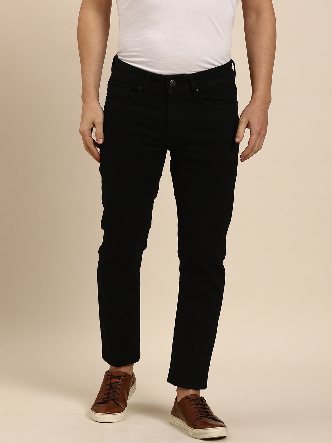 

Being Human Men Slim Fit Mid-Rise Clean Look Stretchable Jeans, Black