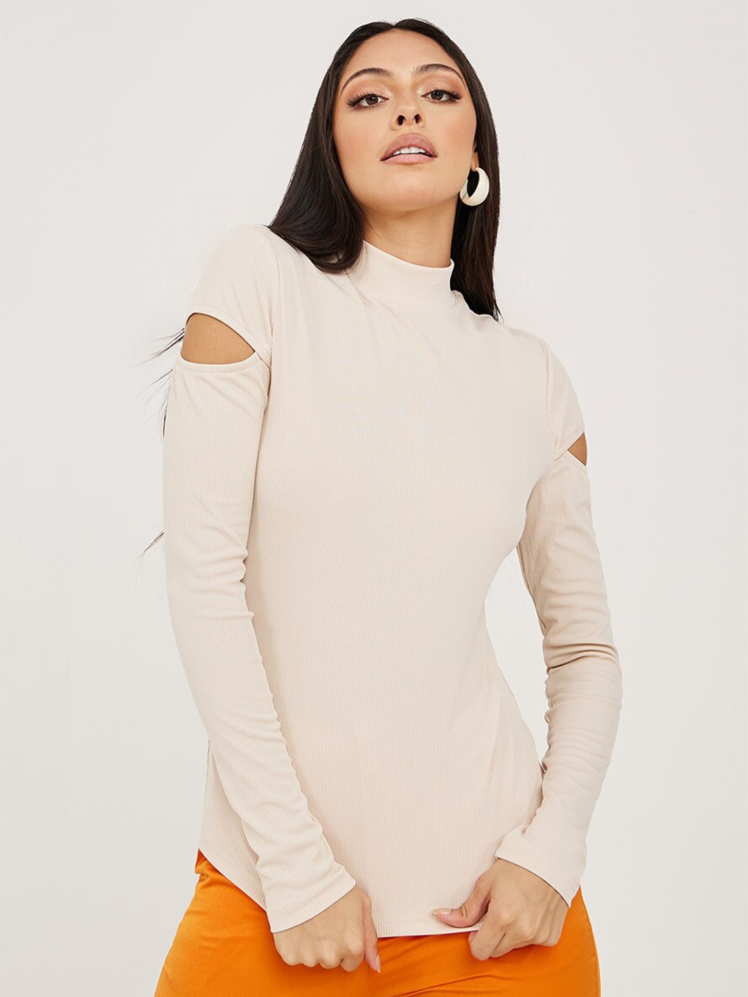 

Styli Woman High Neck Cut-Out Longline Top, Beige
