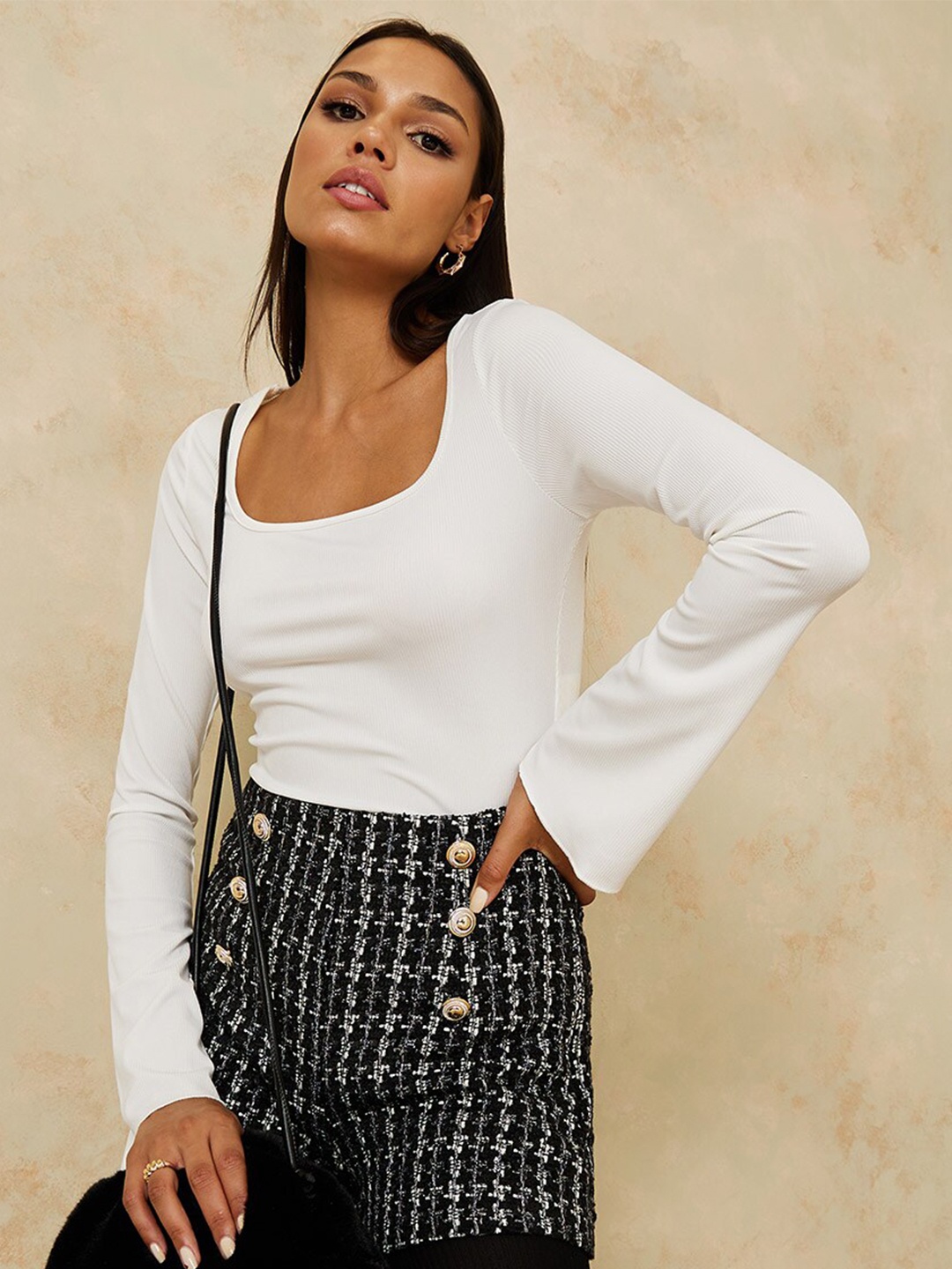 

Styli Woman Scoop Neck Long Sleeves Regular Top, White