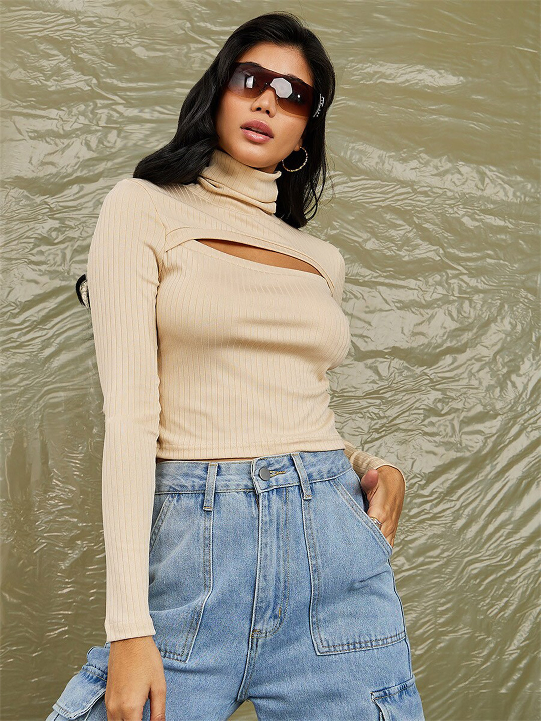 

Styli Cut Out Regular Top, Beige
