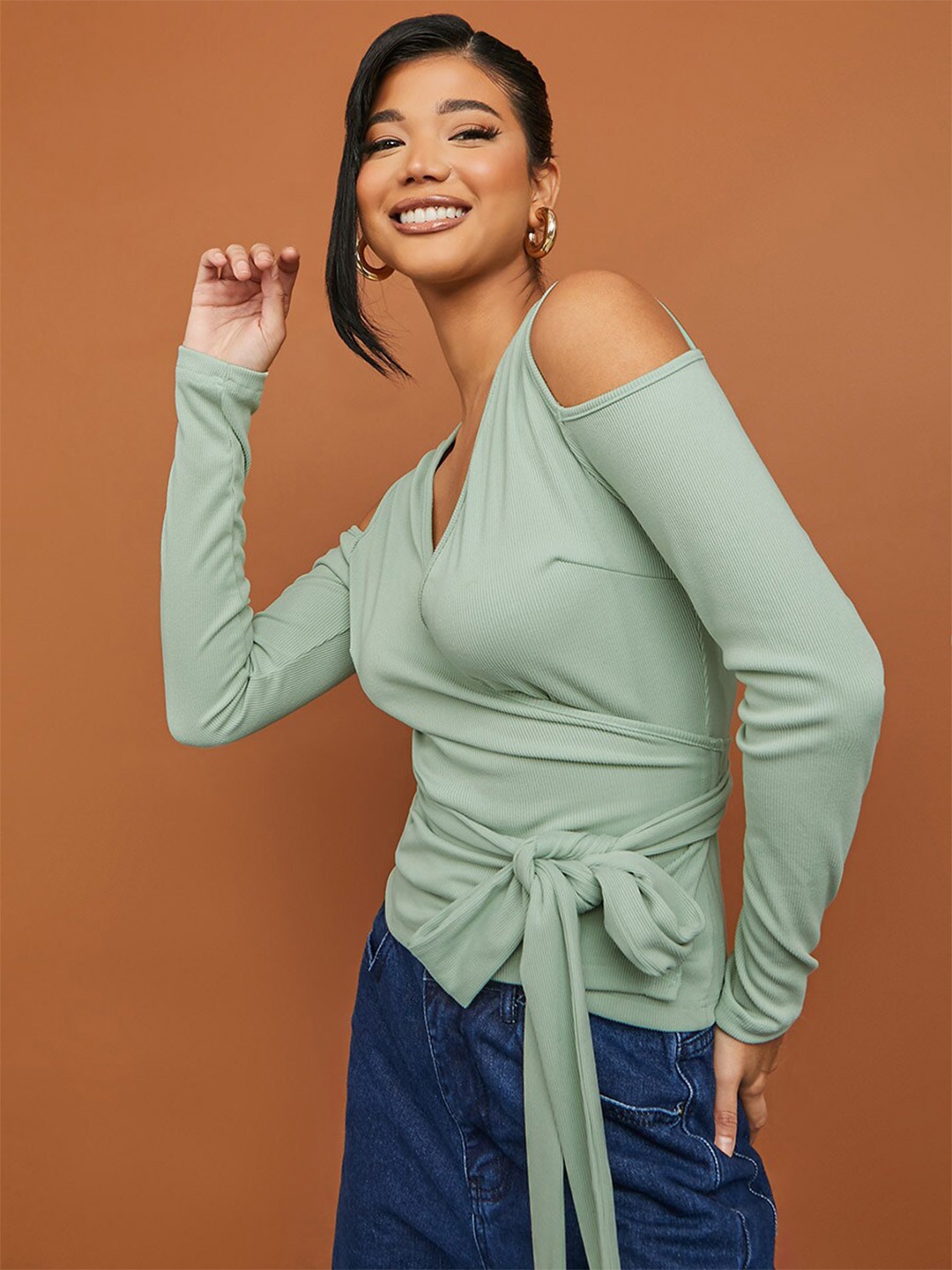 

Styli Cold Shoulder Wrap Tie Ups Waist Top, Green